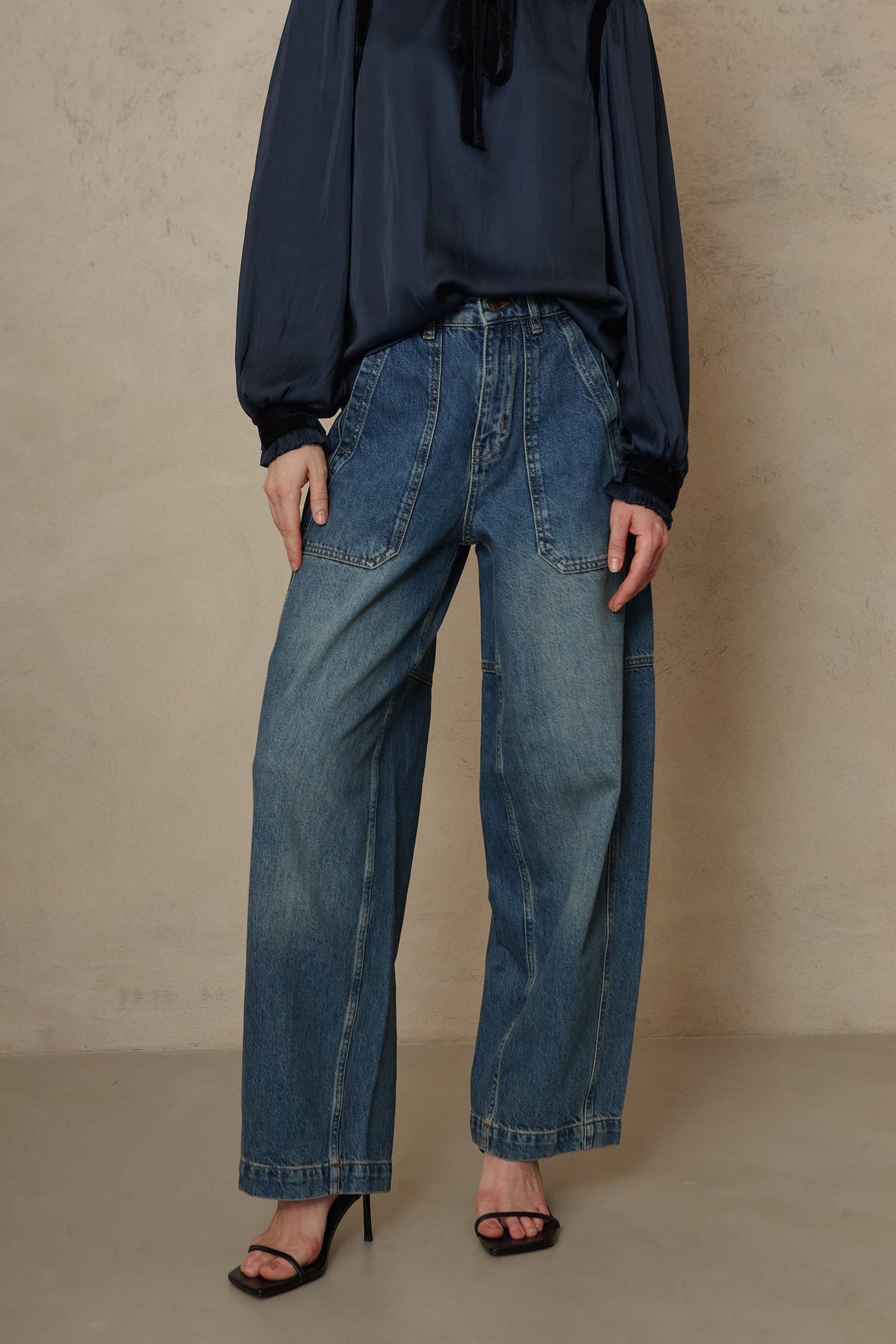 Barrel Leg Trousers