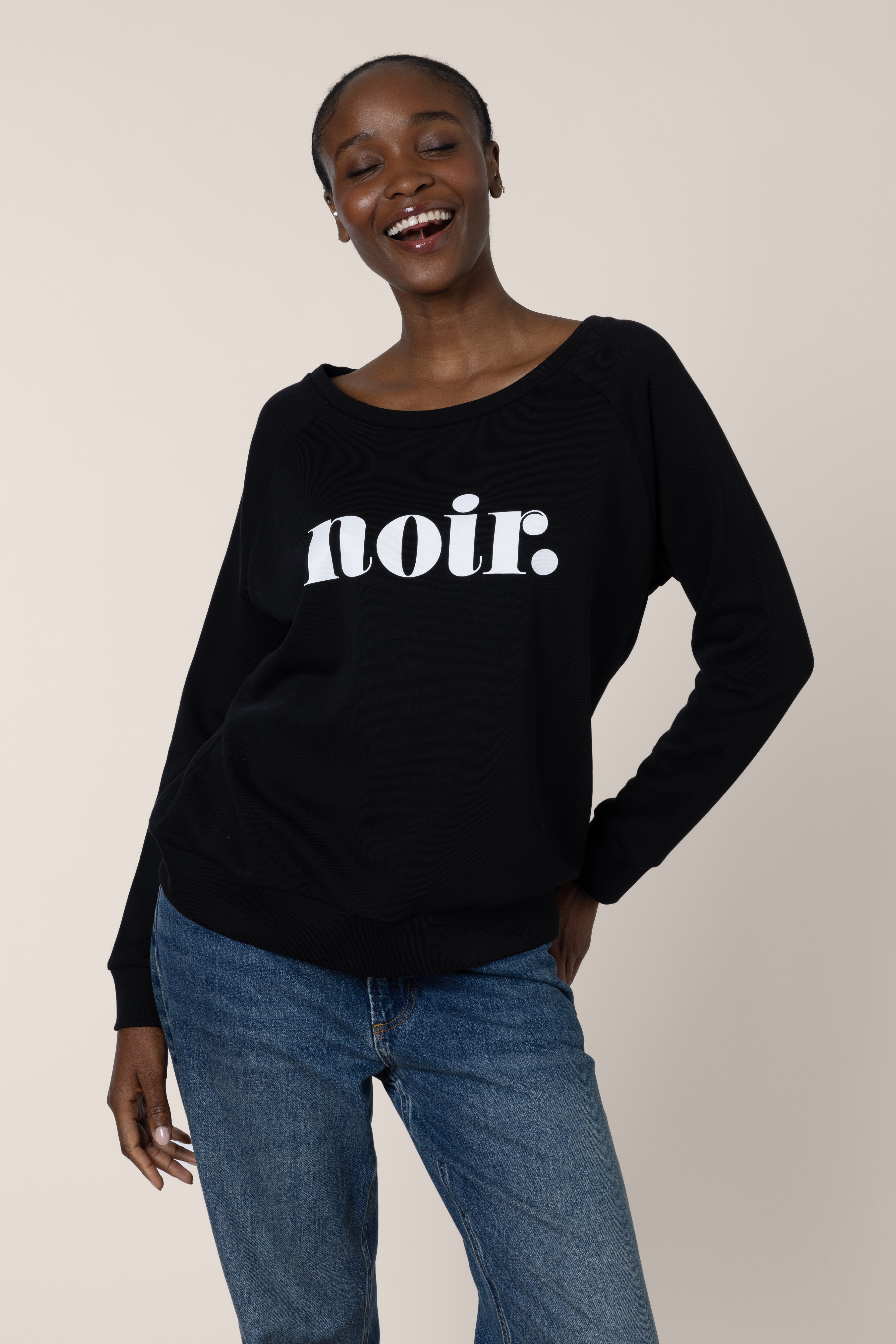 Noir Sweatshirt - Black - Eleven Loves