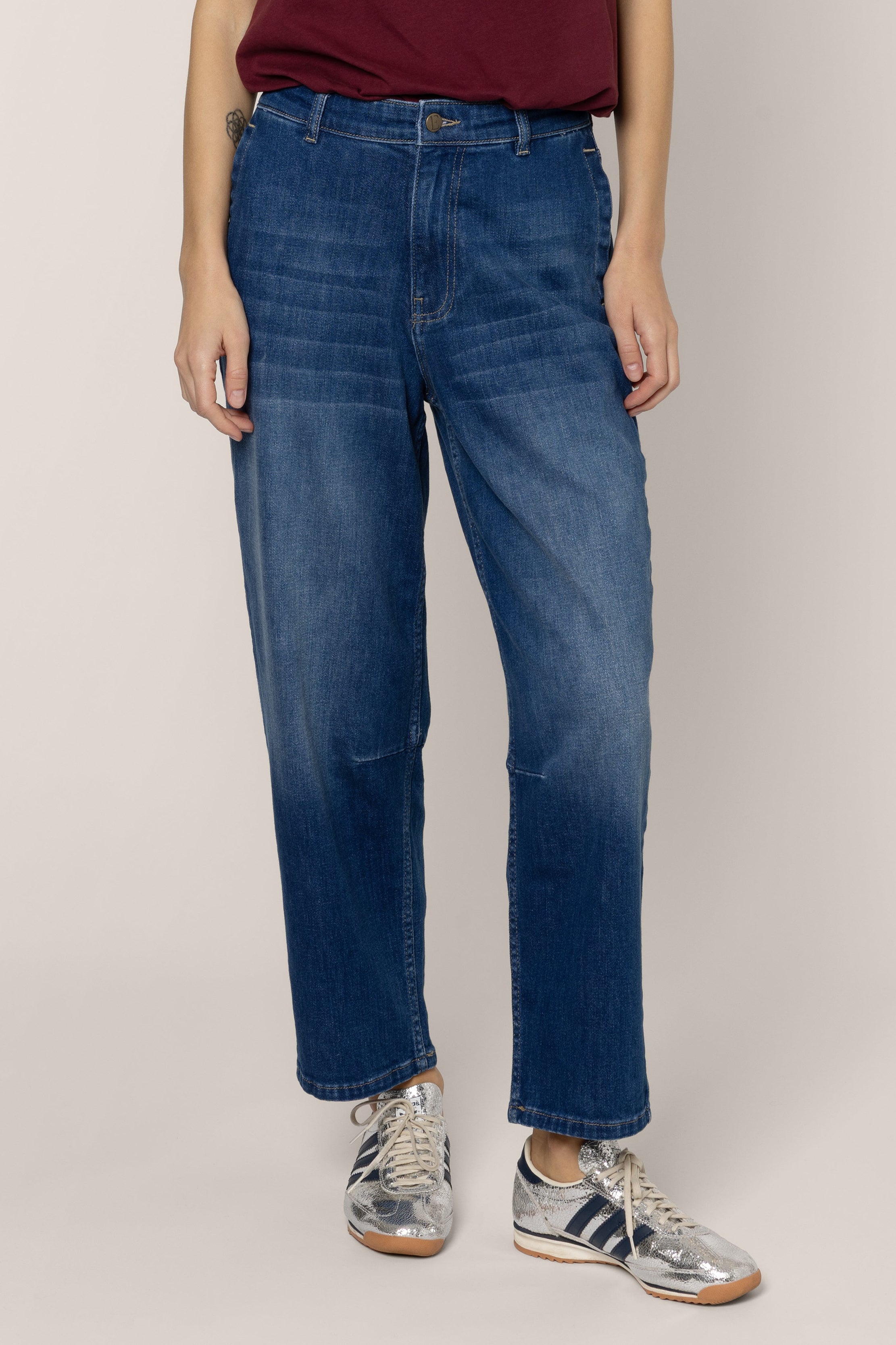 Emmie Barrel Leg Jeans - Mid Wash - Eleven Loves