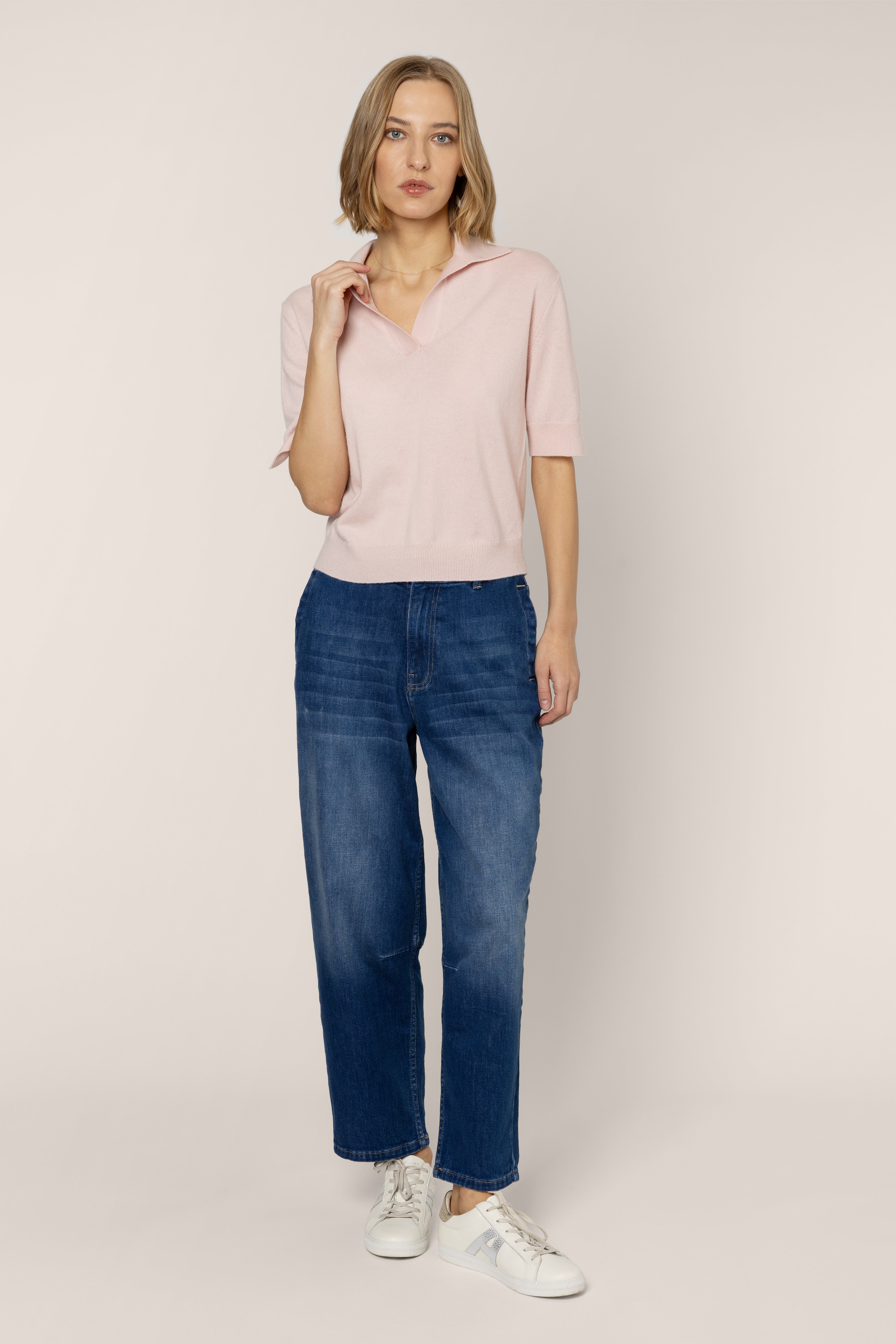 Netty Notch Collar Cashmere Blend Jumper - Blush