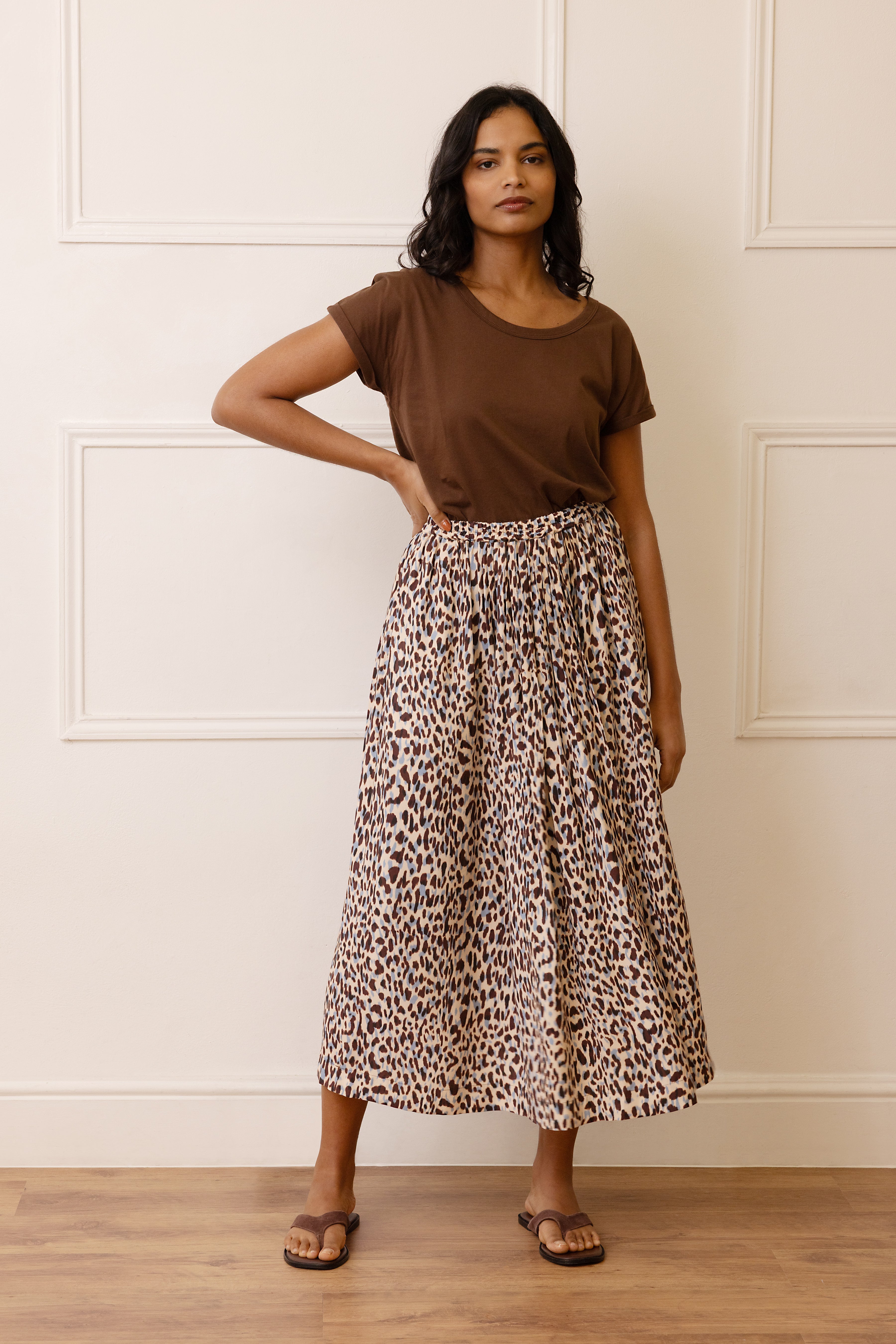 The Perfect Roll Sleeve T-Shirt - Chocolate - Eleven Loves