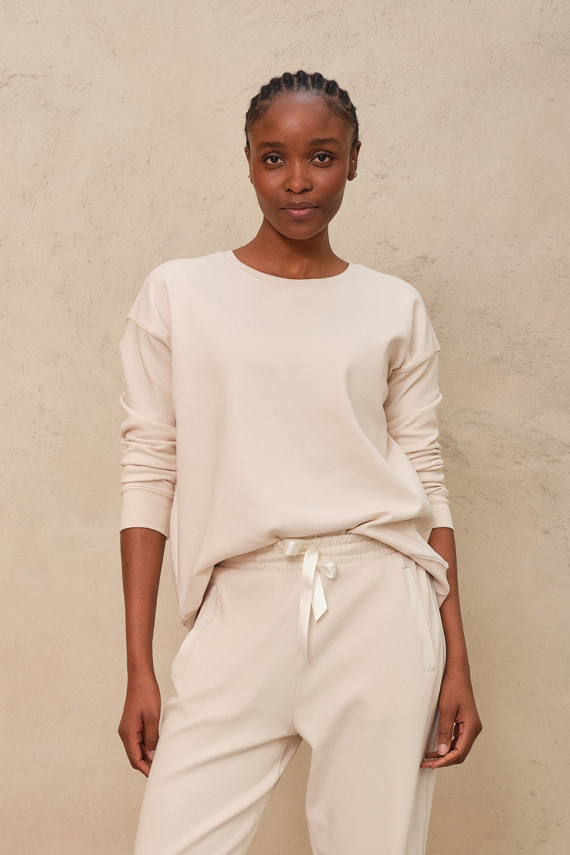 The Perfect Crew Neck Sweatshirt - Vanilla