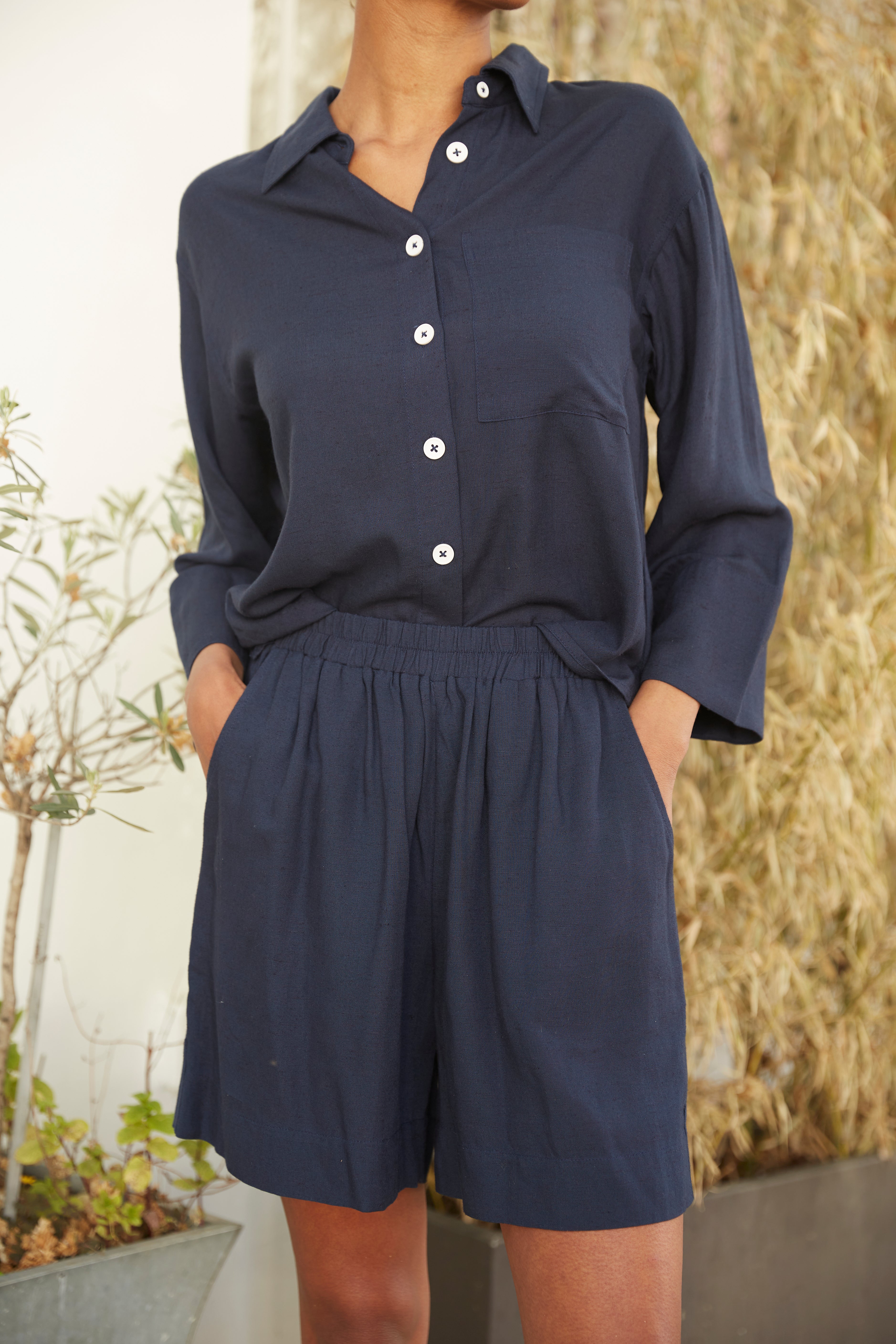 Lottie Linen Blend Shorts - Navy