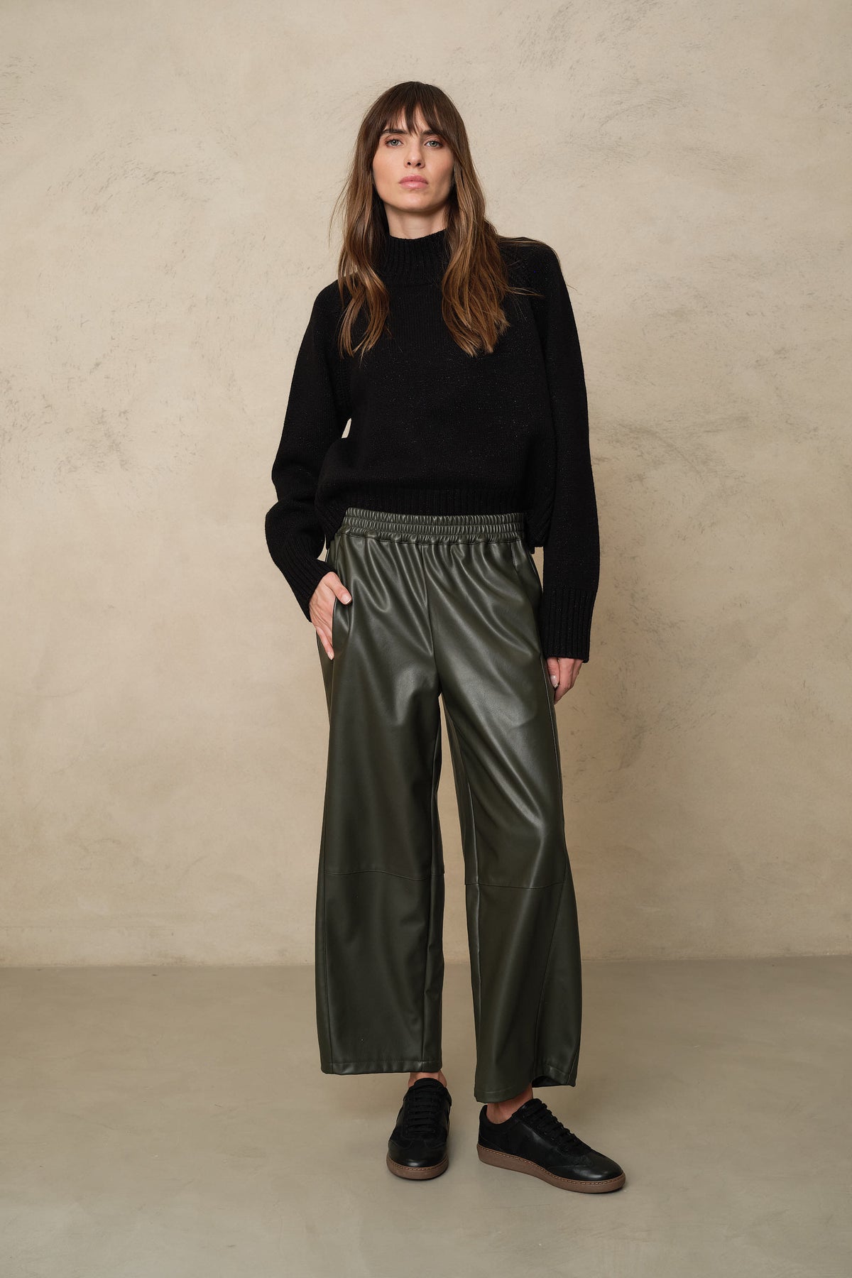 Billie Barrel Leg Faux Leather Trousers - Olive