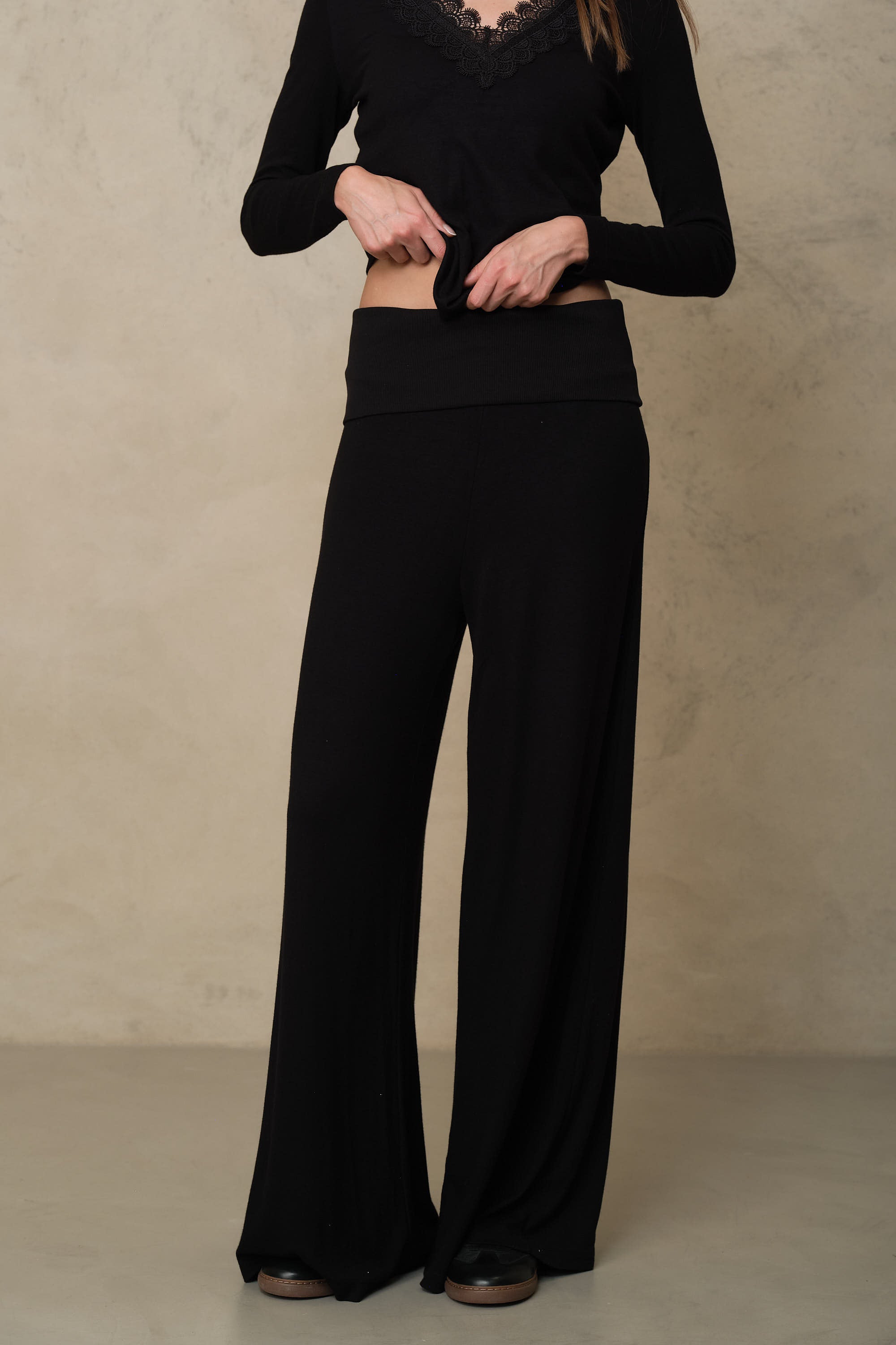 Romy Viscose Wide Leg Trousers - Black