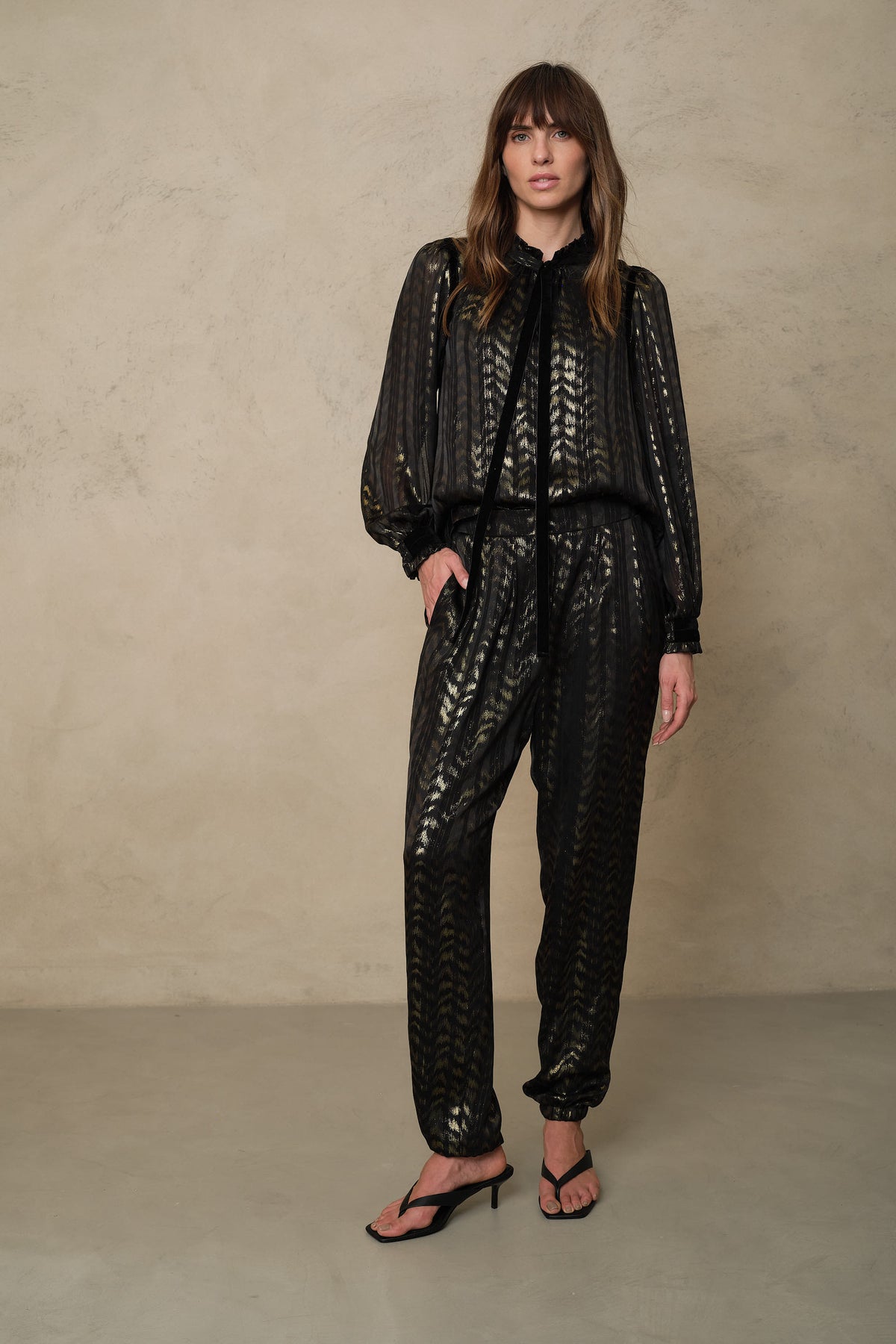 Jules chevron print blouse in gold and black