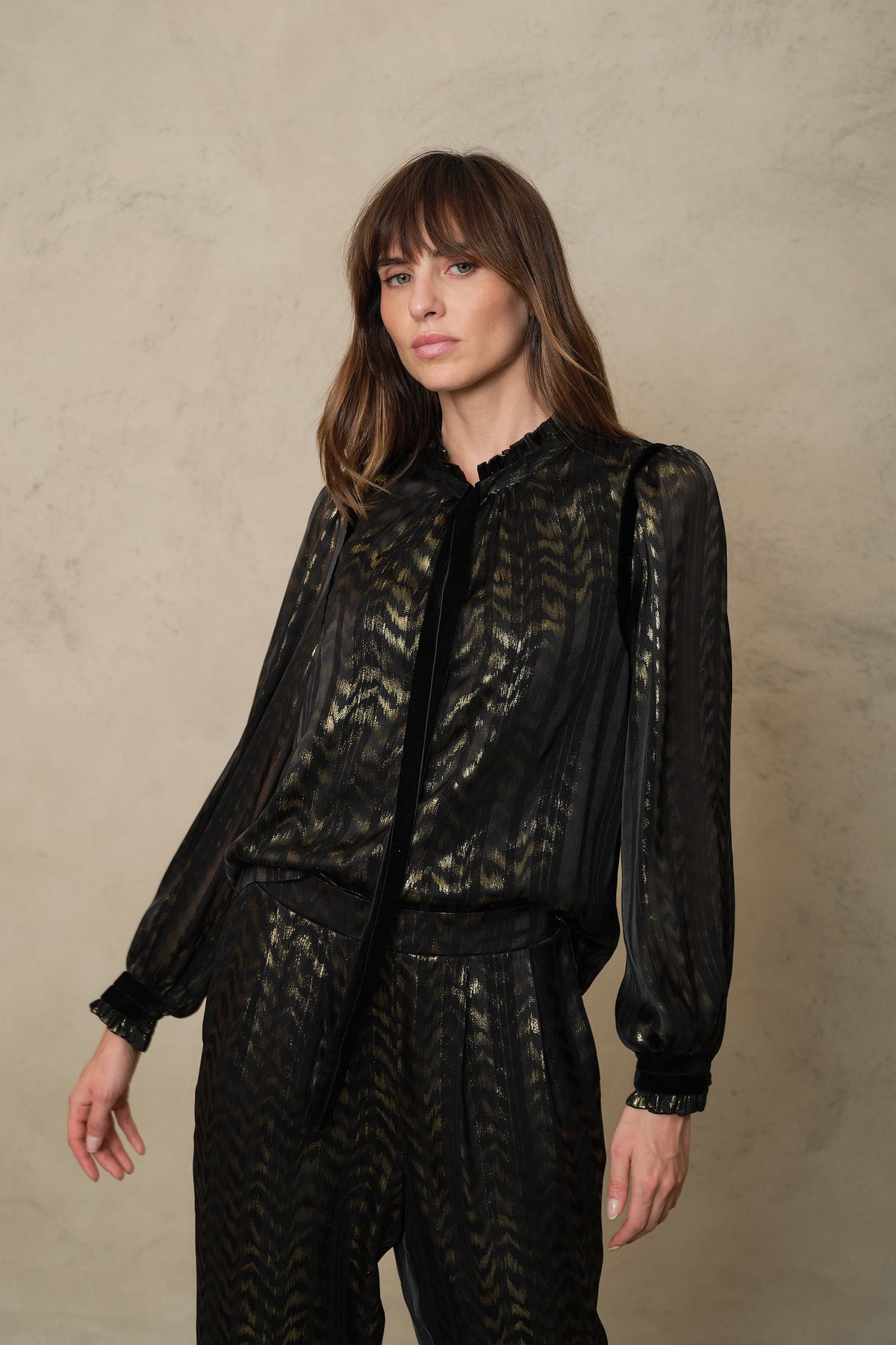 Jules chevron print blouse in gold and black