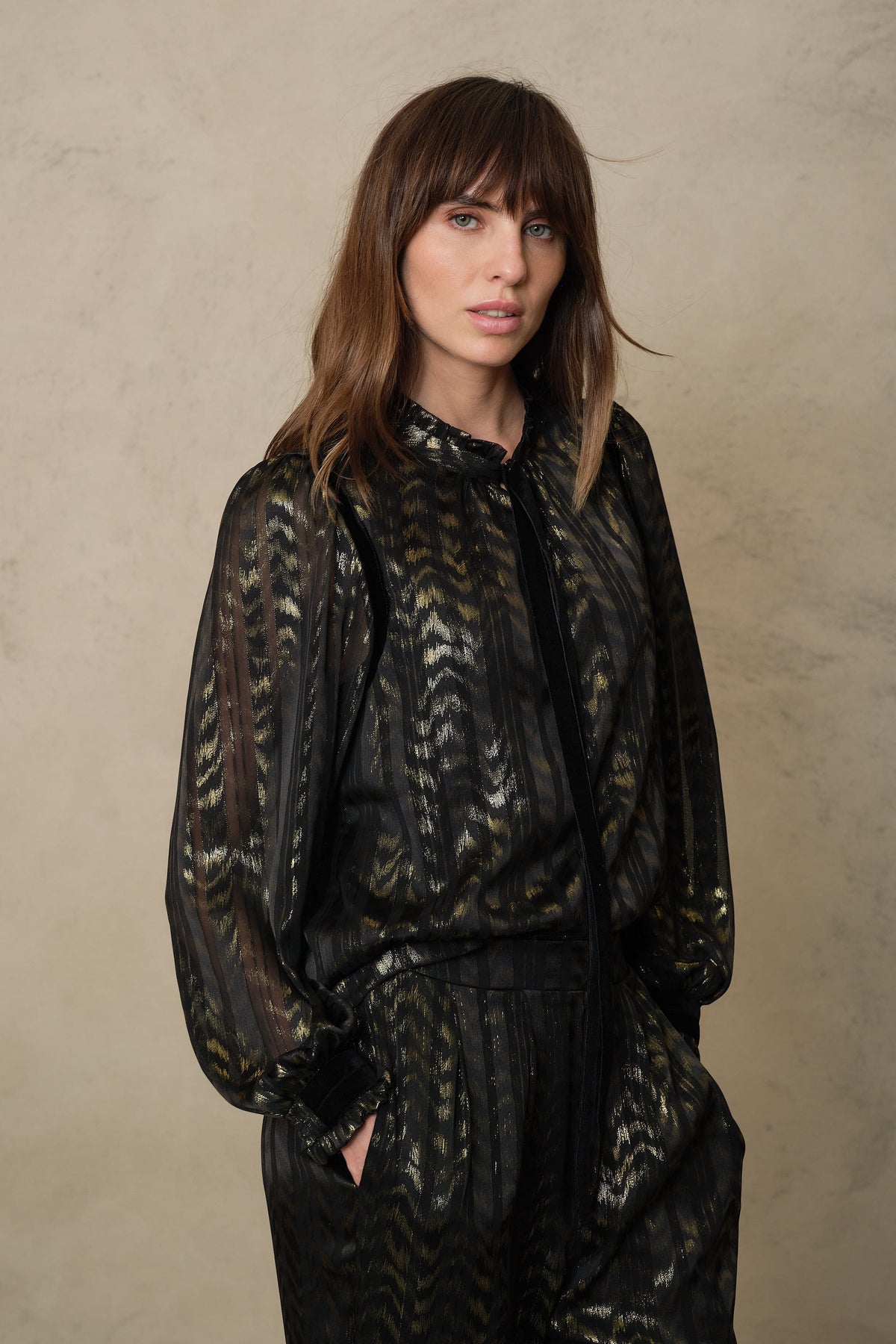 Jules chevron print blouse in gold and black