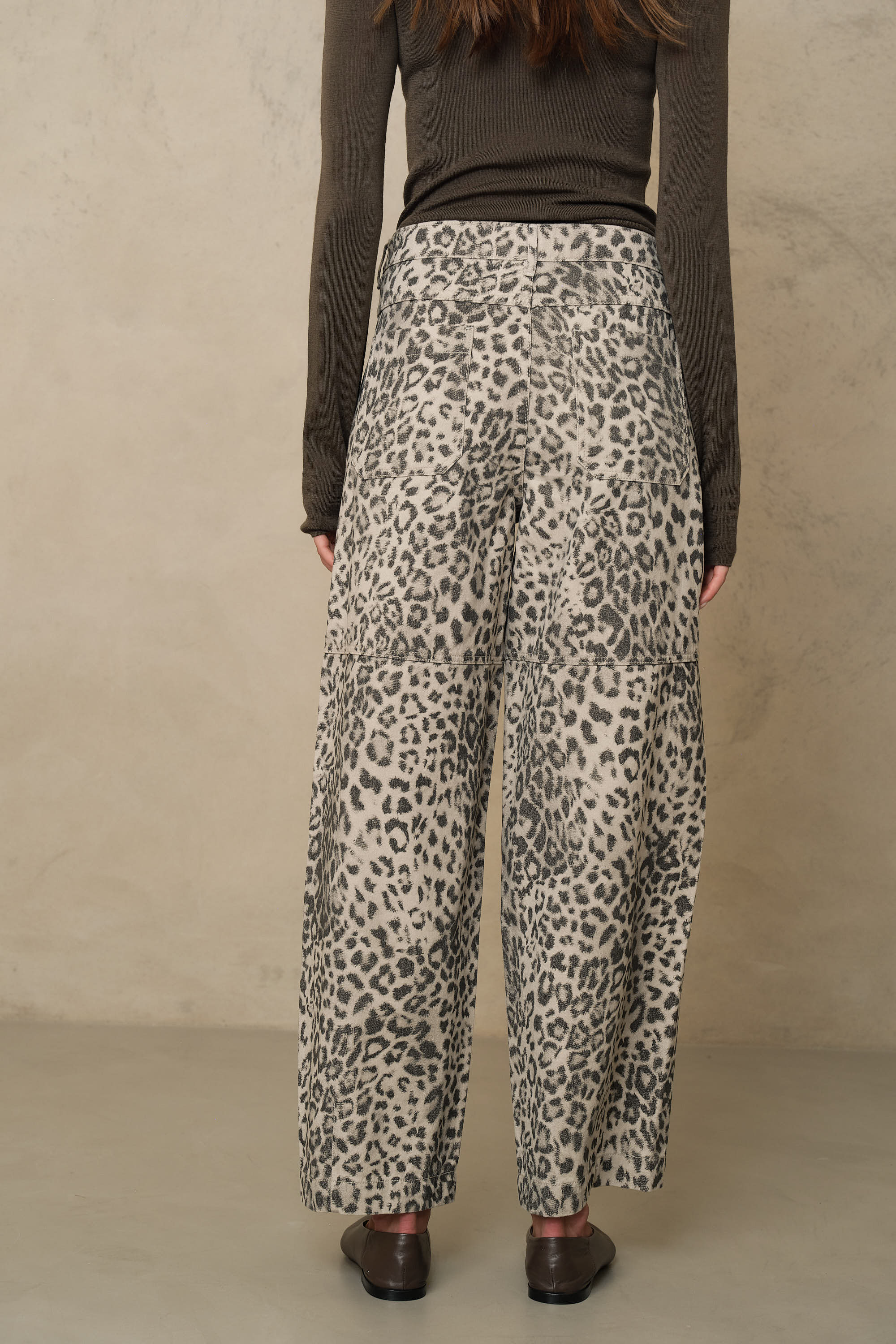 Billie Barrel Leg Trousers - Leopard