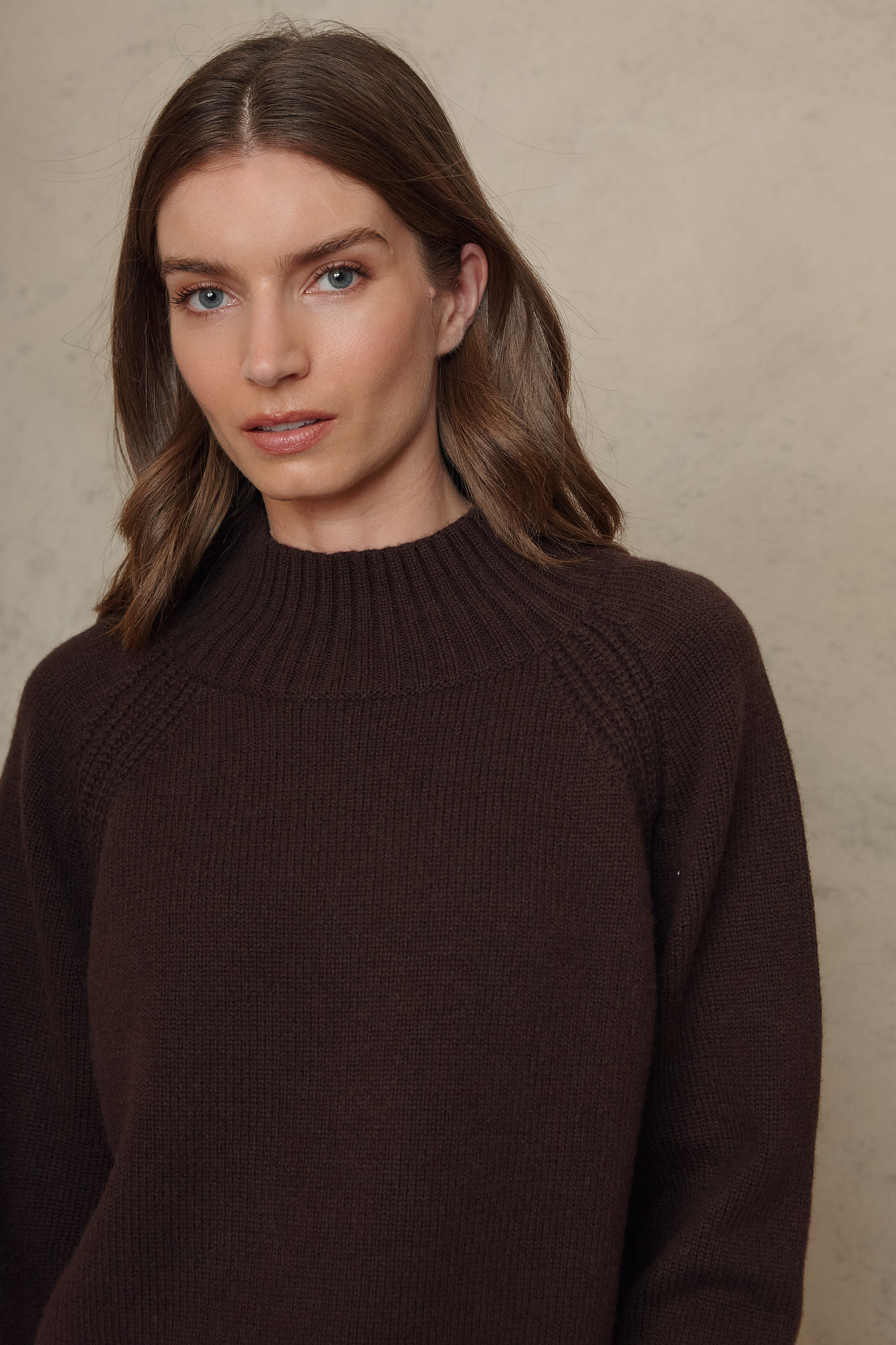 Blythe funnel neck cropped jumper in chocolate