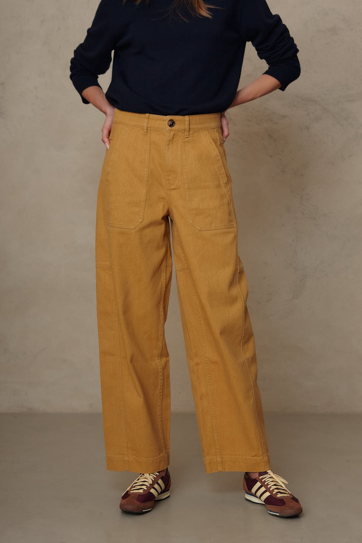 Billie barrel leg trousers in mustard