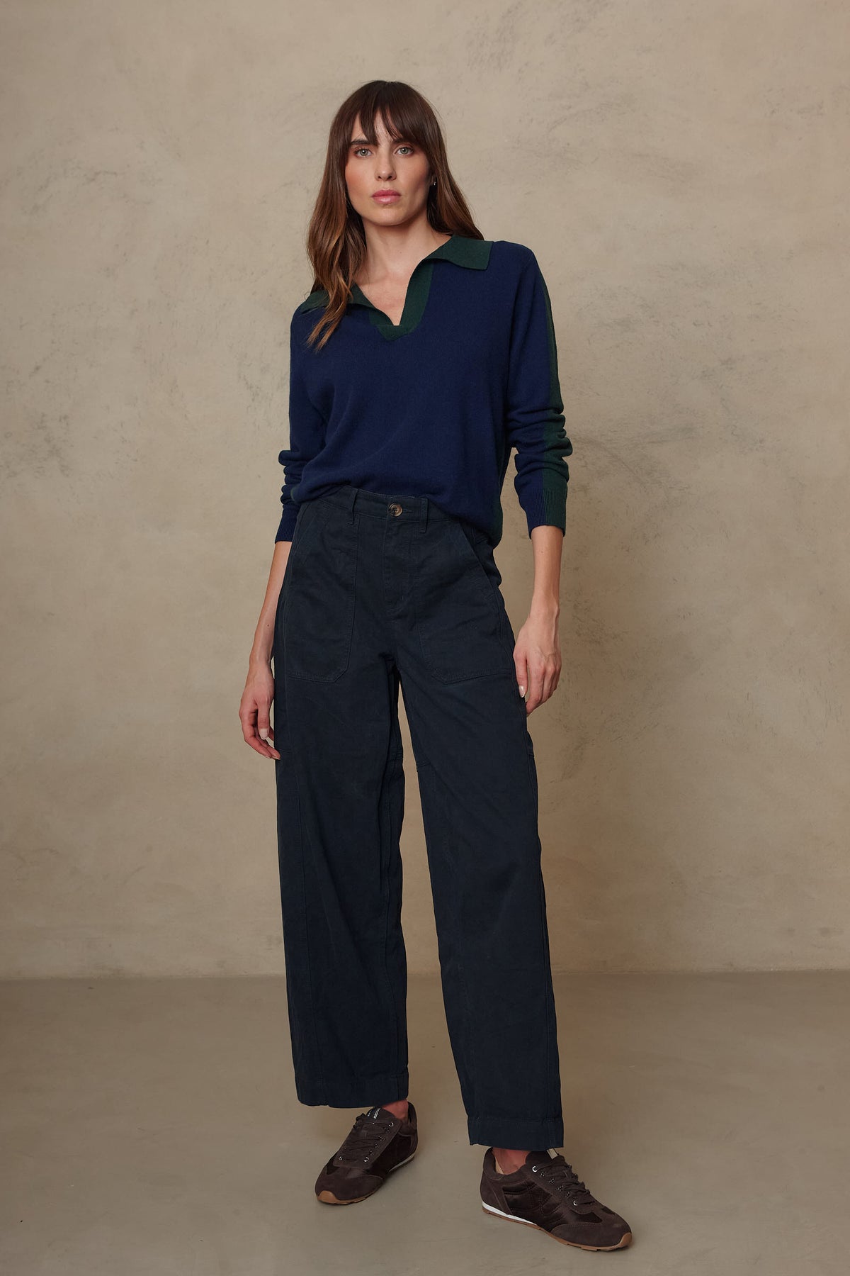 Tria Notch Collar Cashmere Blend Jumper - Navy