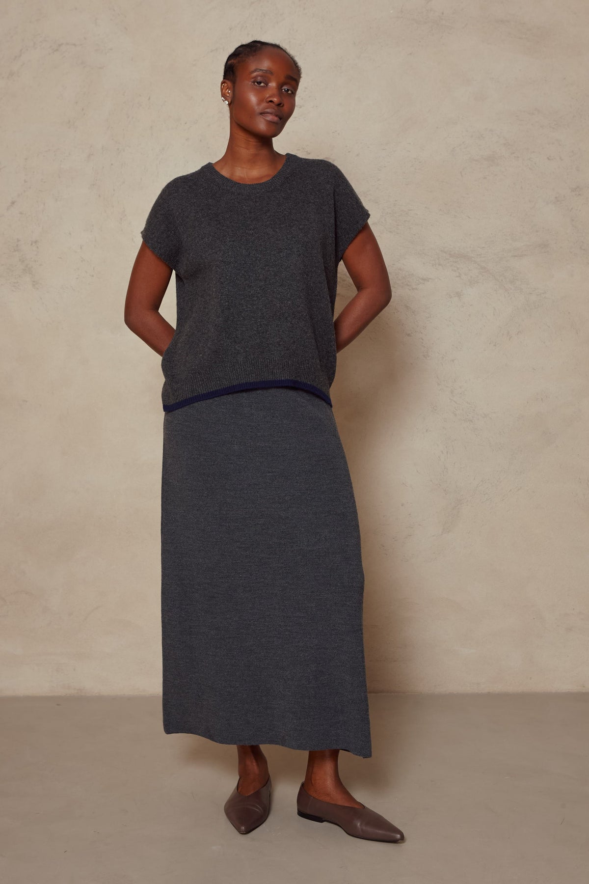 Ora Cashmere Blend Drop Shoulder Tank - Charcoal