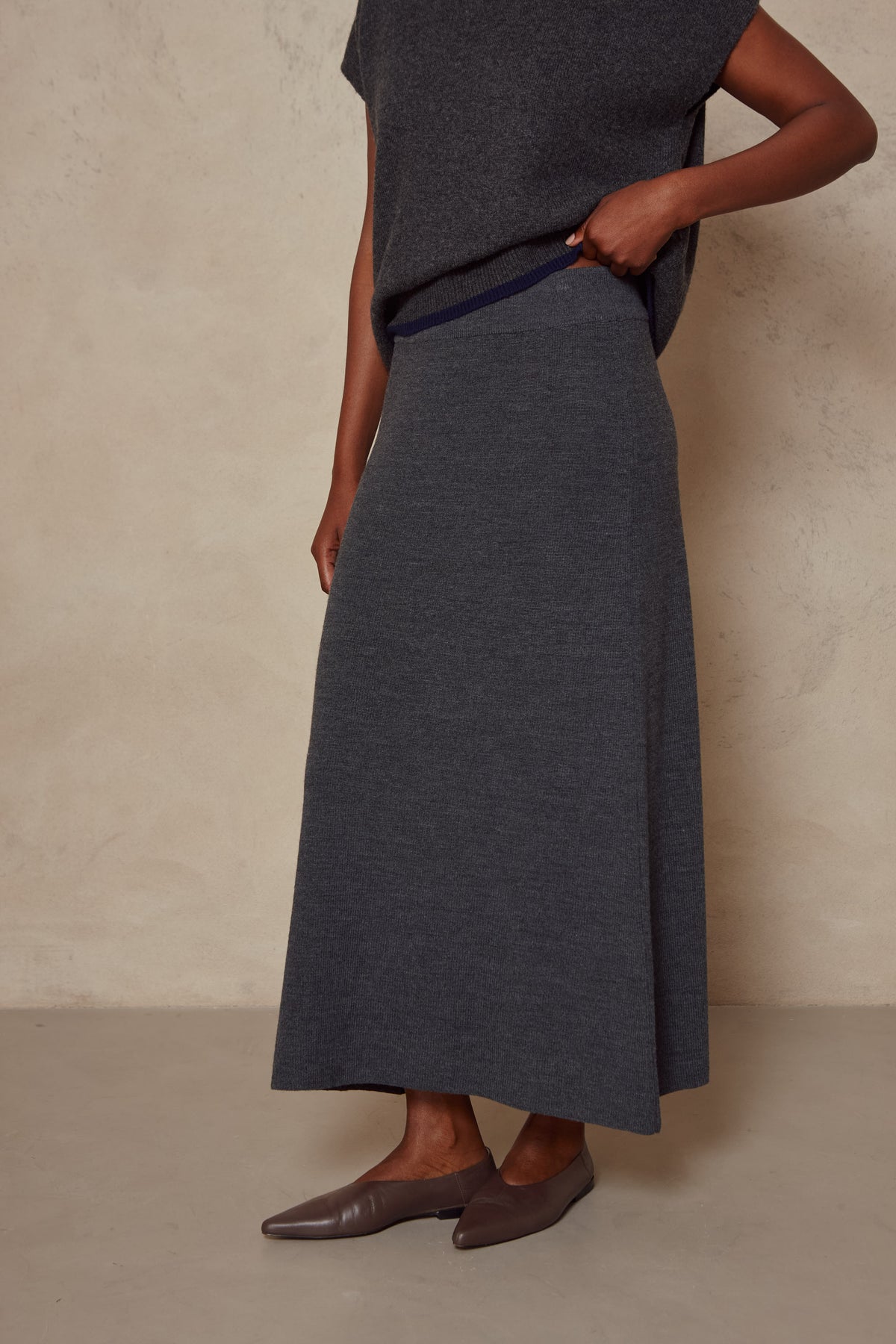 Mel Merino Blend Rib Skirt - Charcoal
