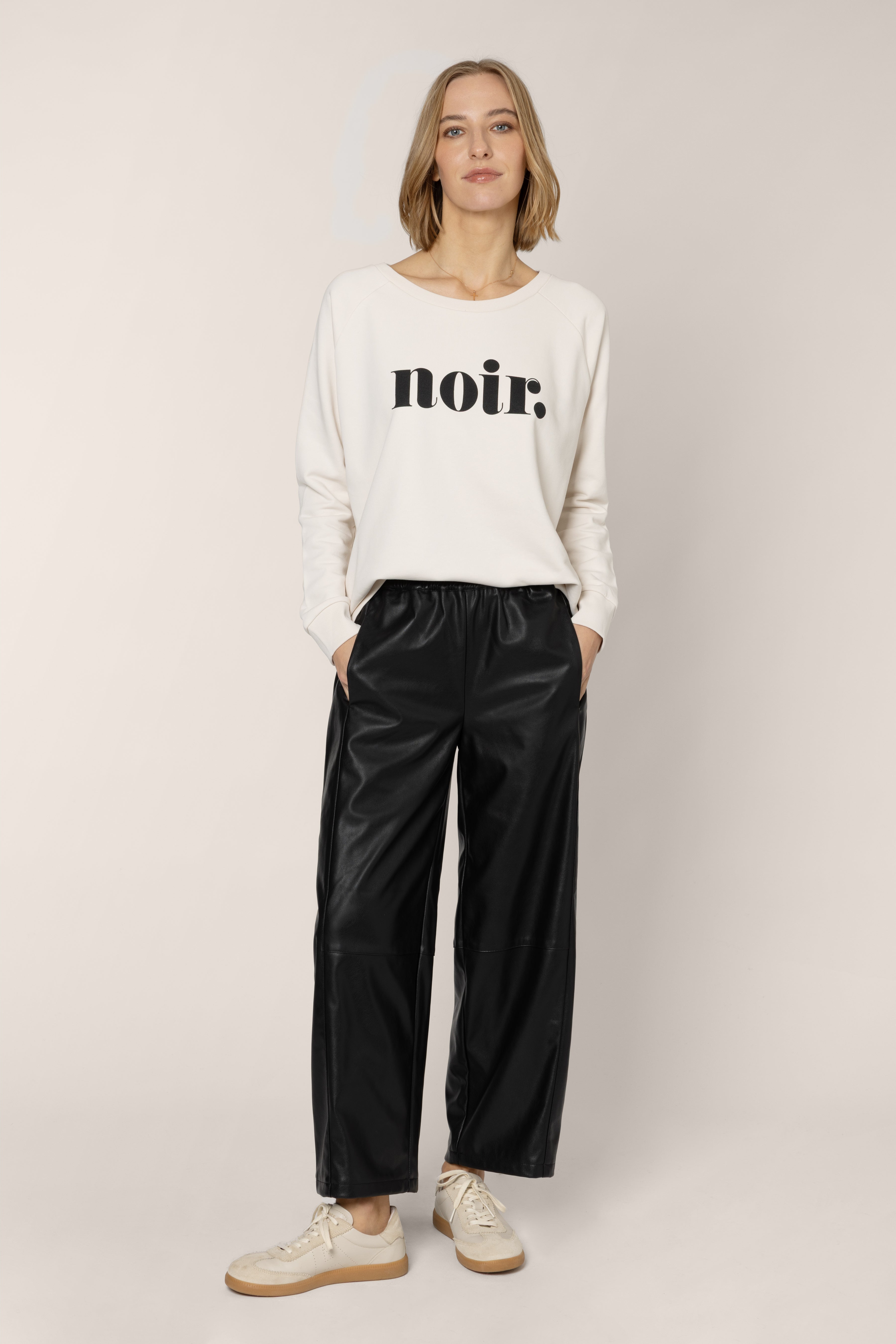 Noir Sweatshirt - Vintage White