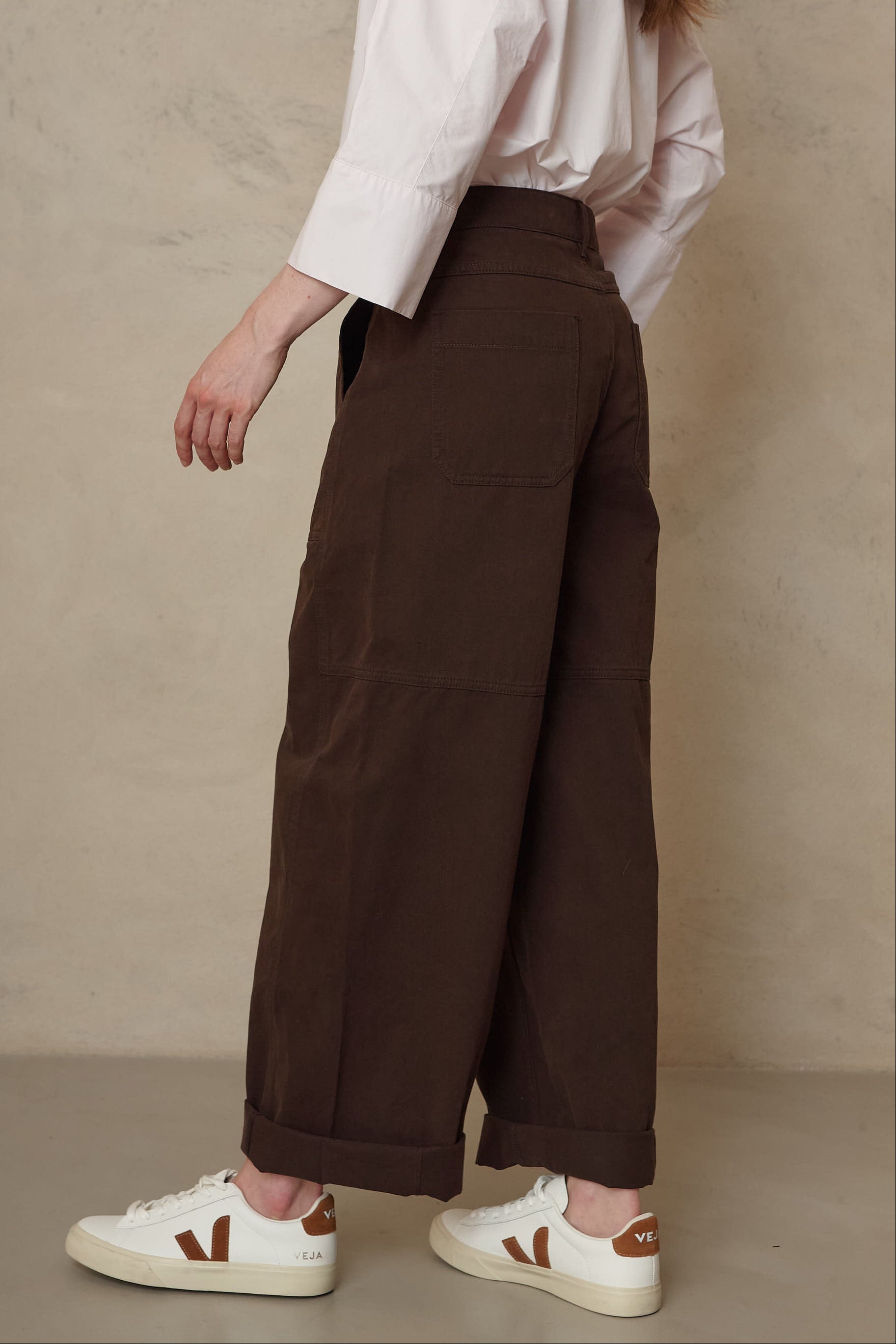 Billie Barrel Leg Trousers - Chocolate