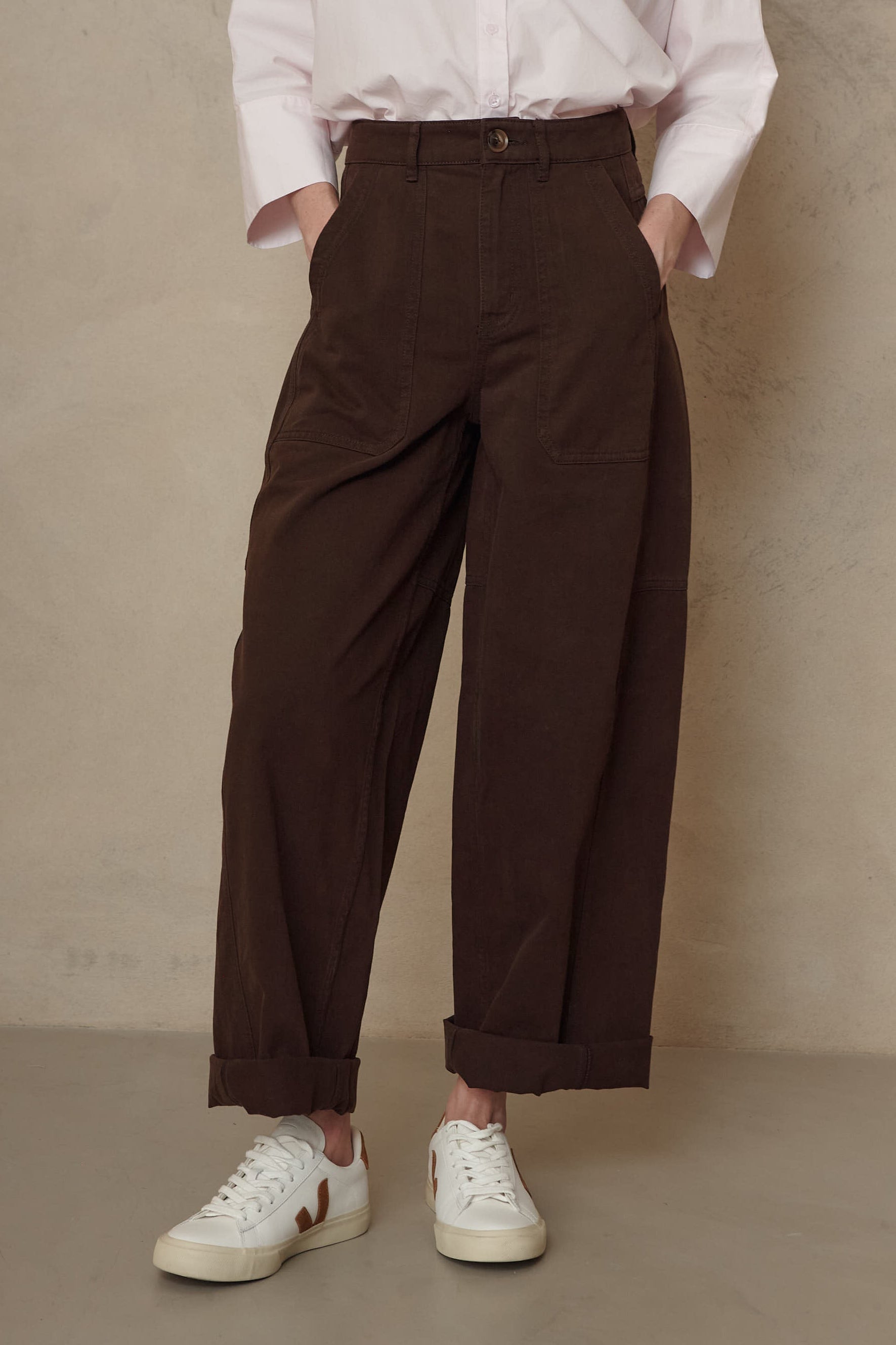 Billie Barrel Leg Trousers - Chocolate