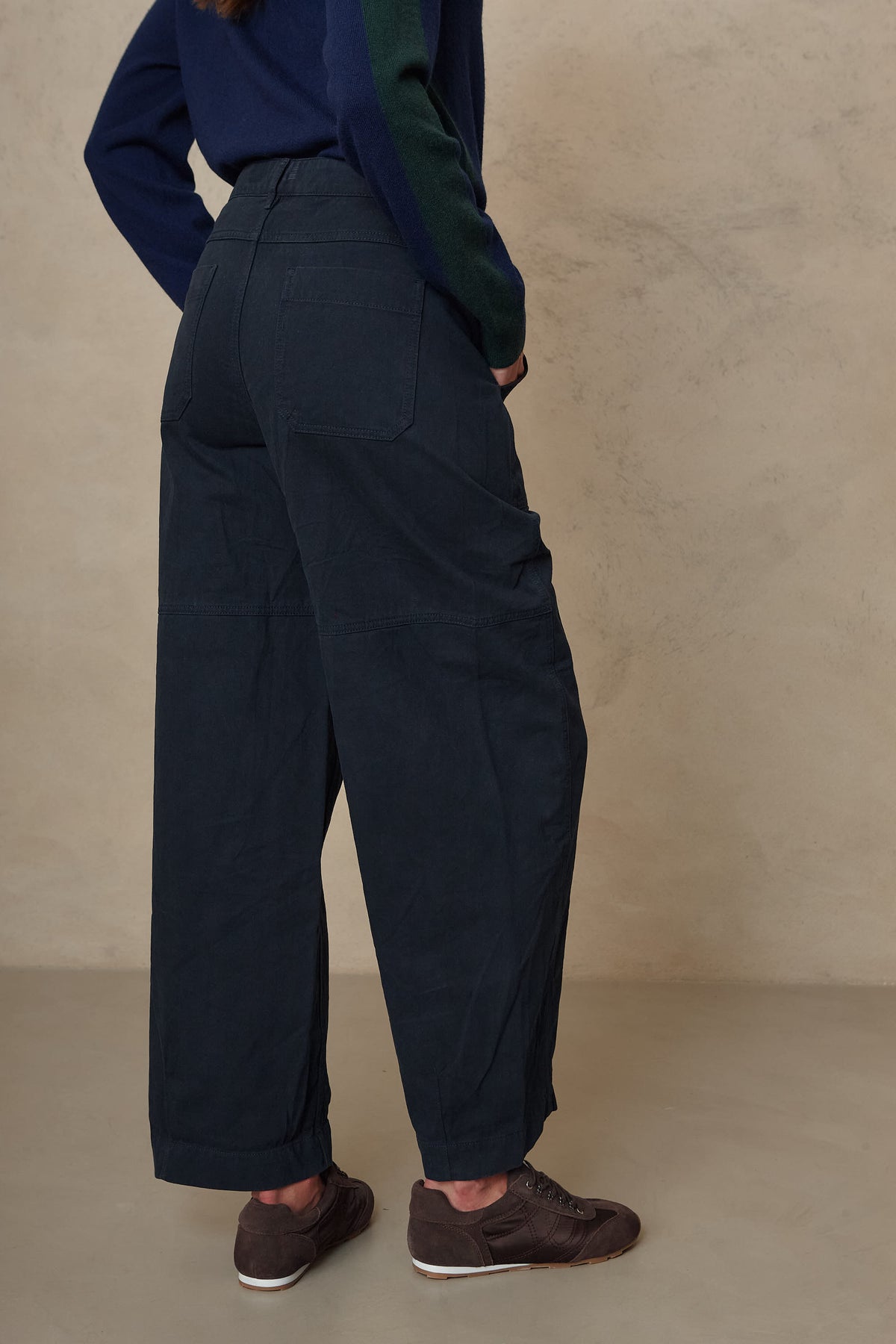 Billie Barrel Leg Trousers - Navy