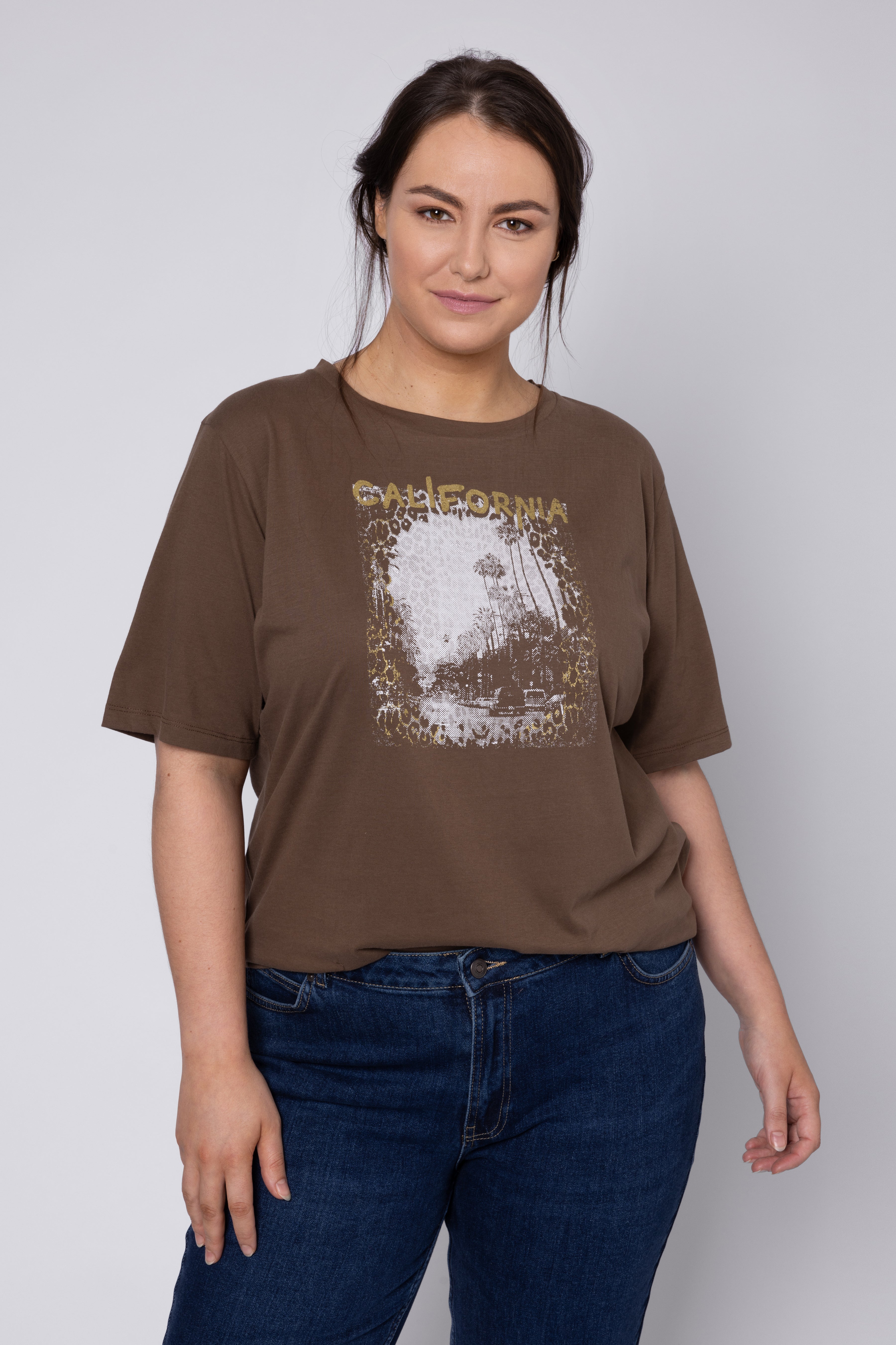 California Boyfriend T-Shirt - Chocolate