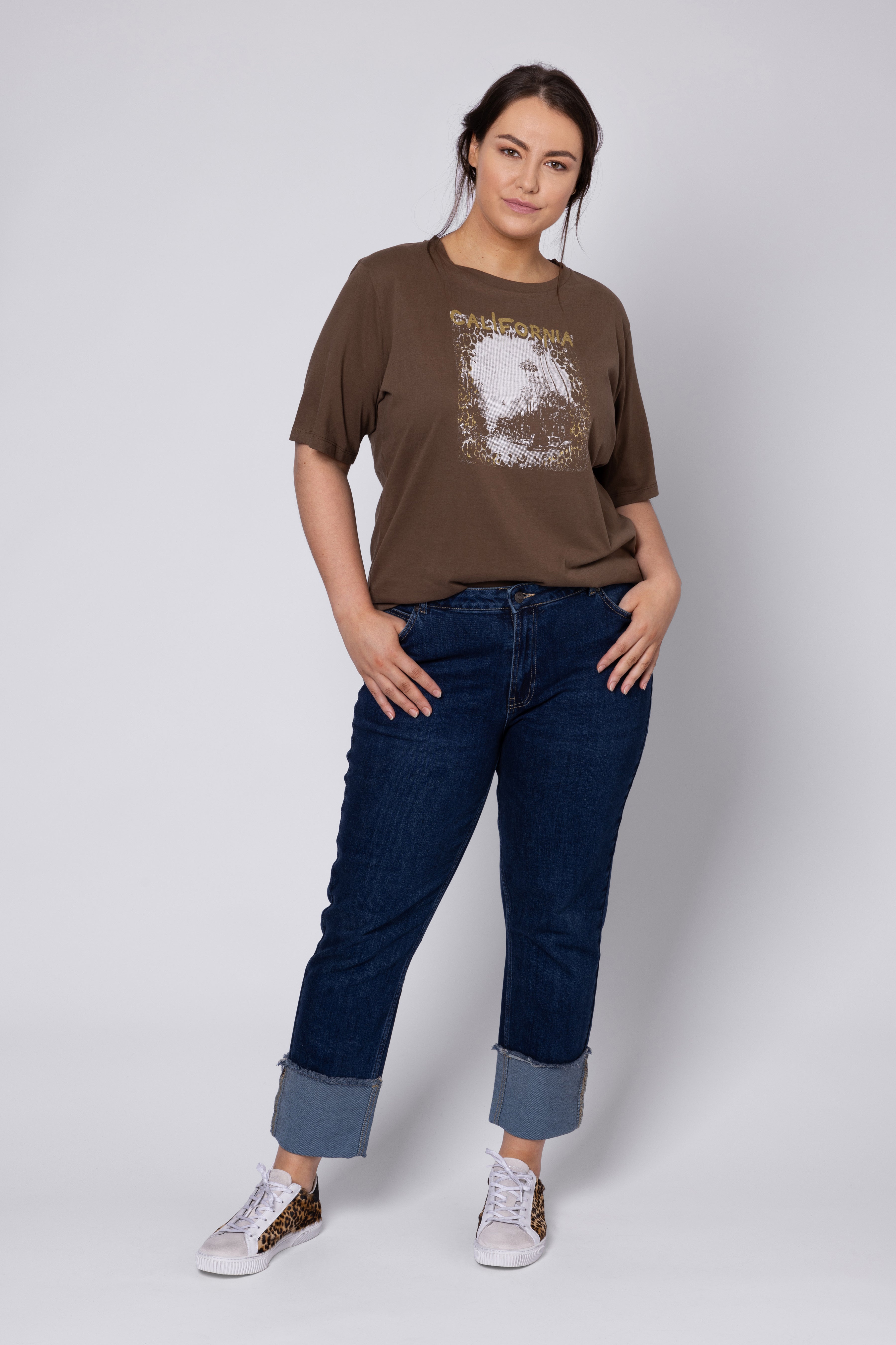 California Boyfriend T-Shirt - Chocolate