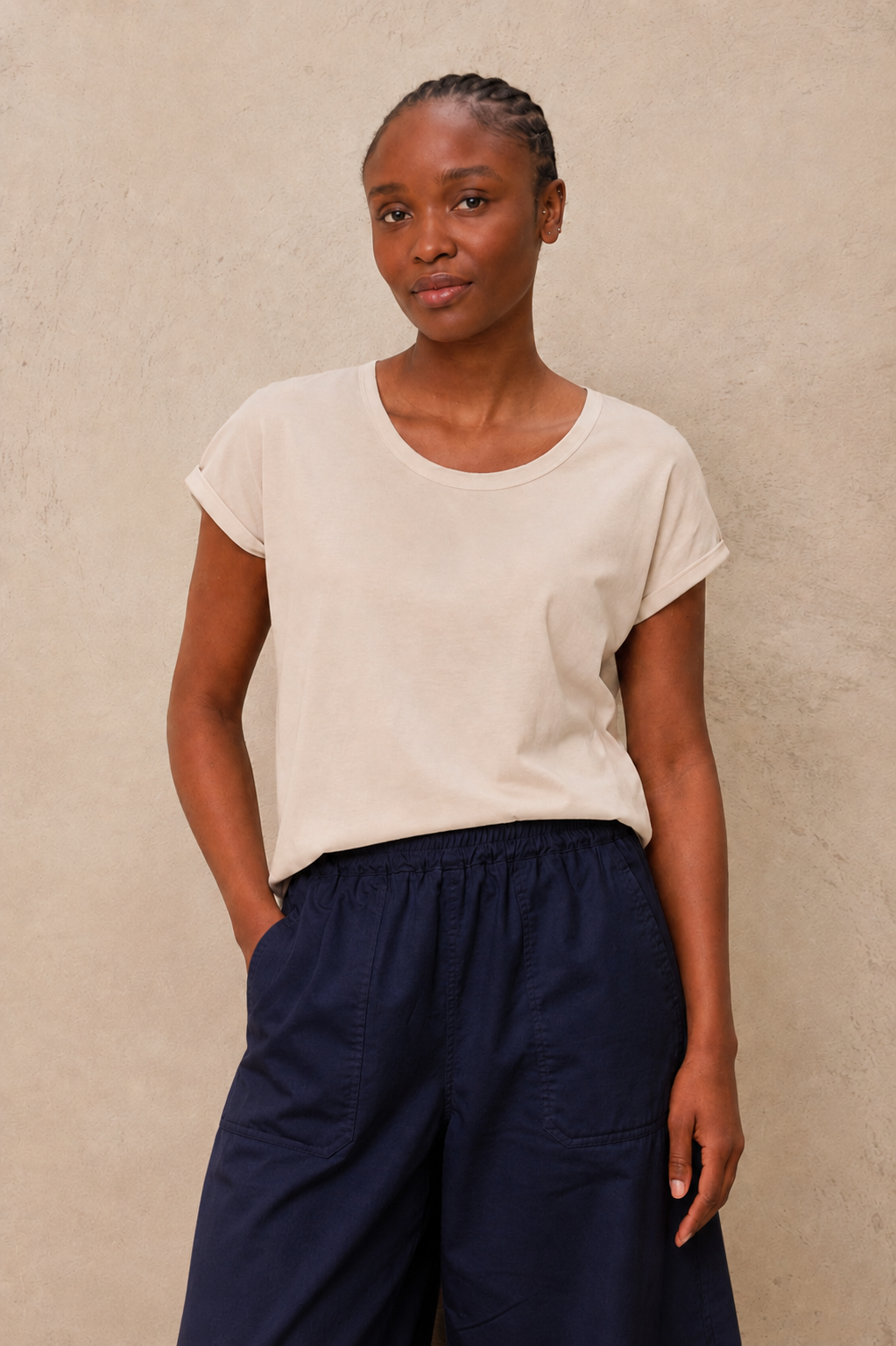 The Perfect Roll Sleeve T-Shirt - Vanilla