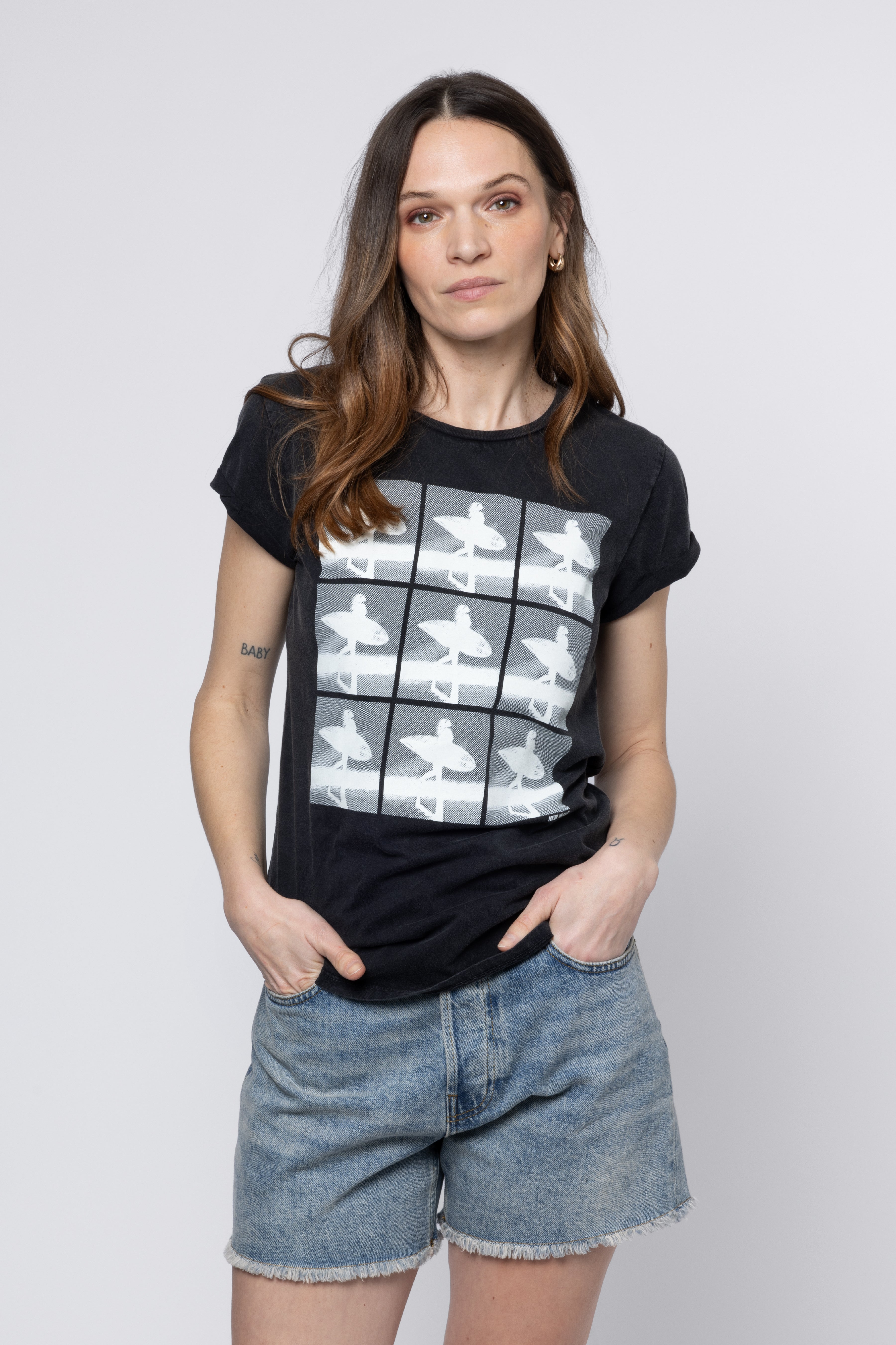 New Wave Neat Fit T-Shirt Washed Black - Eleven Loves