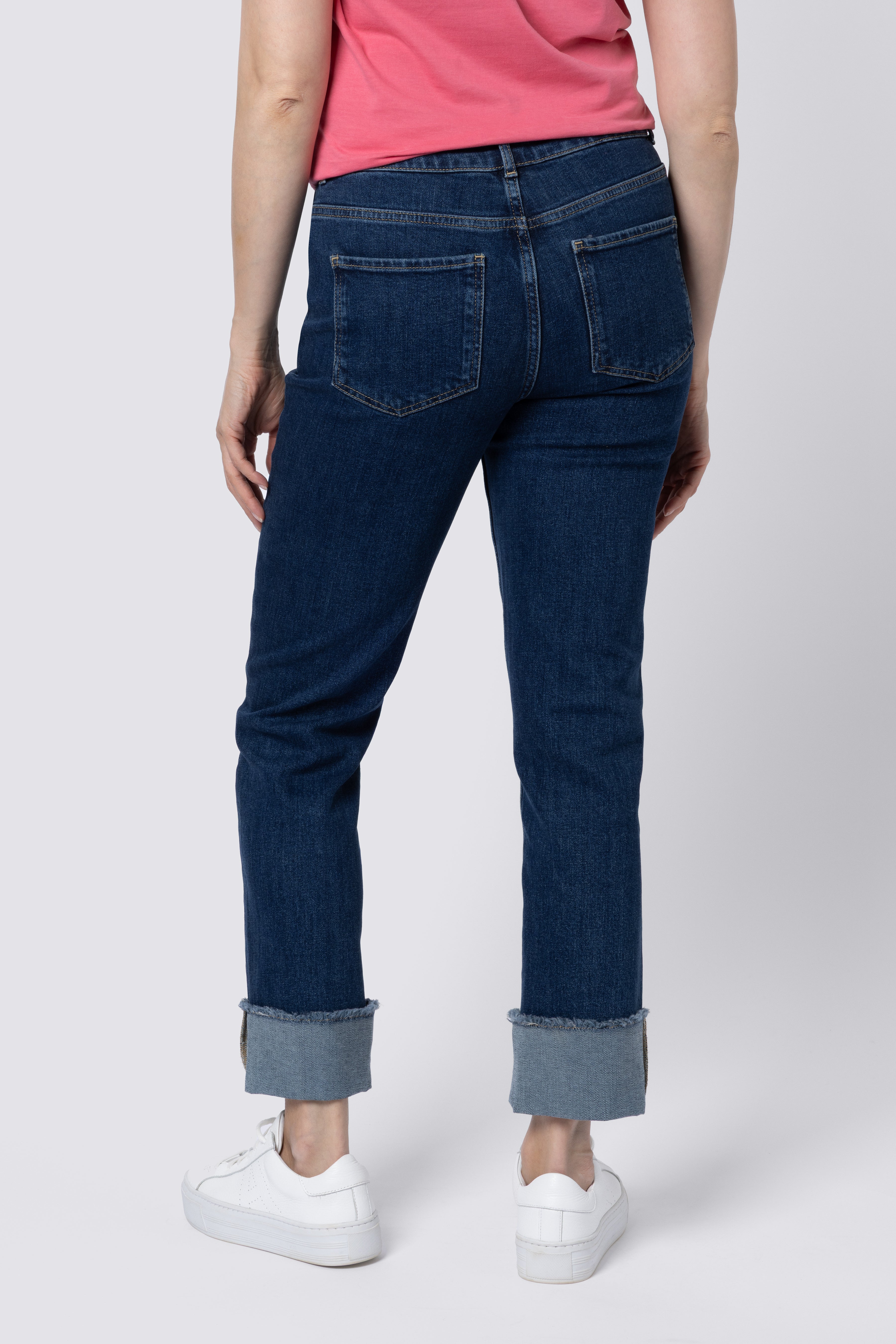 Sarah Straight Leg Jeans