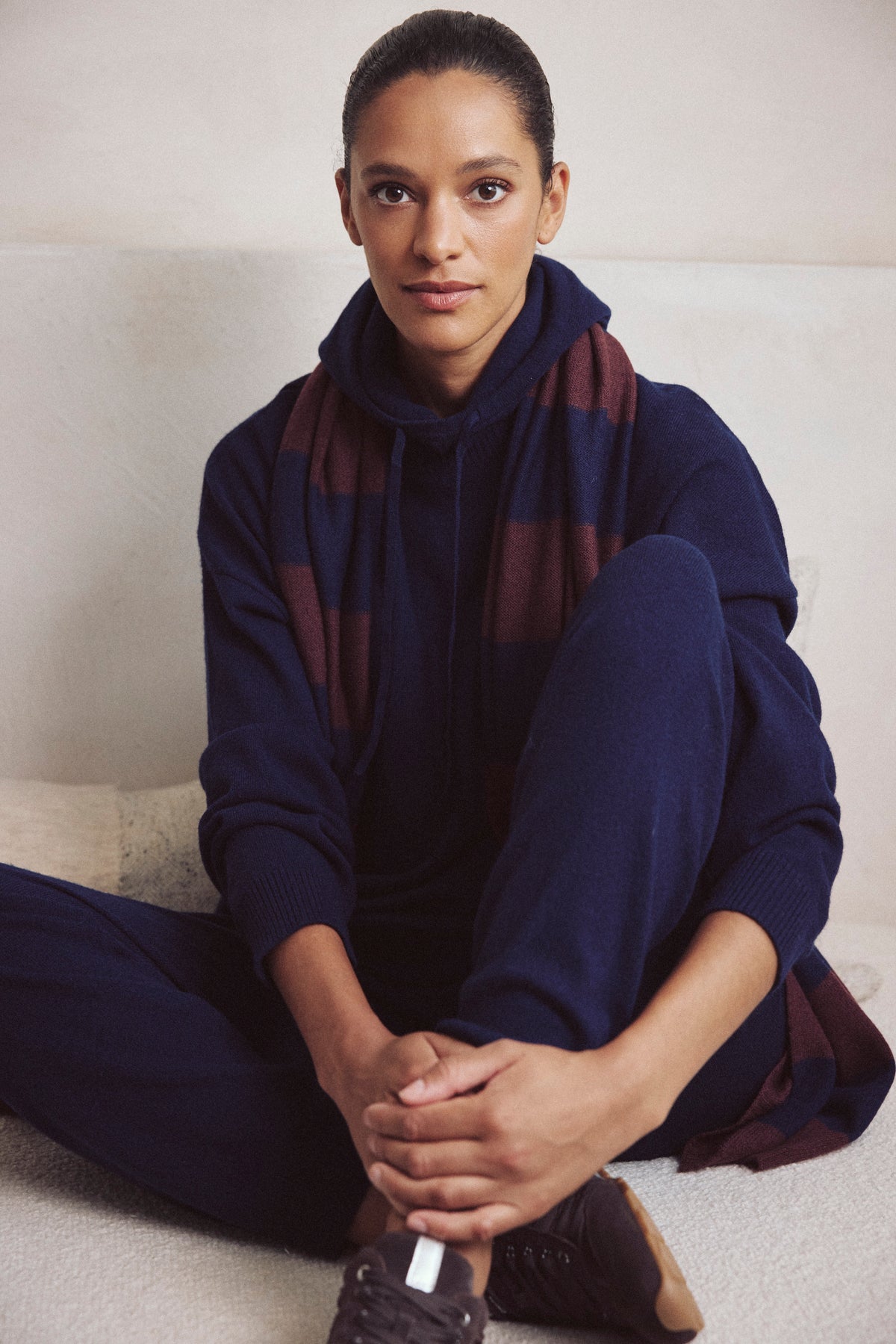 Heidi navy cashmere blend hoodie, hood detail