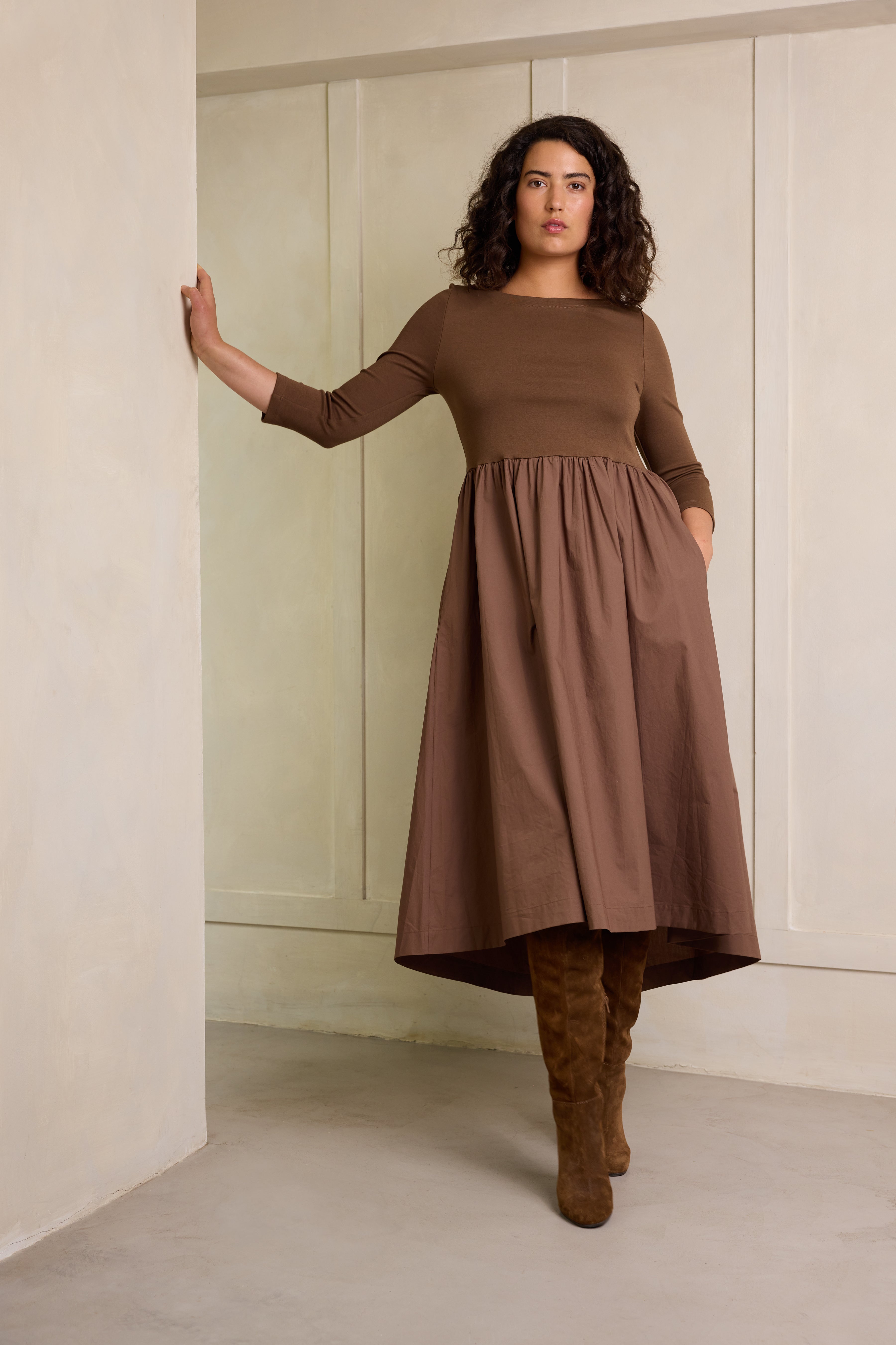 Marnie Dipped Hem Dress - Chocolate