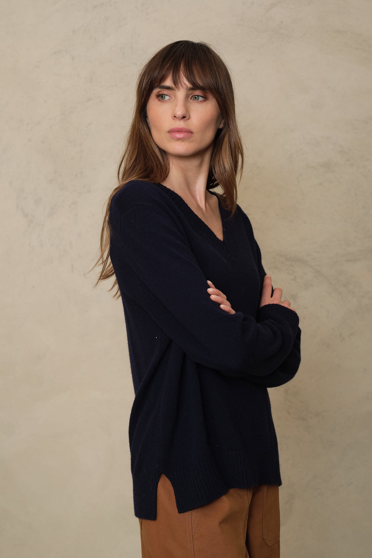 Nian V-Neck Cashmere Blend Jumper - Navy