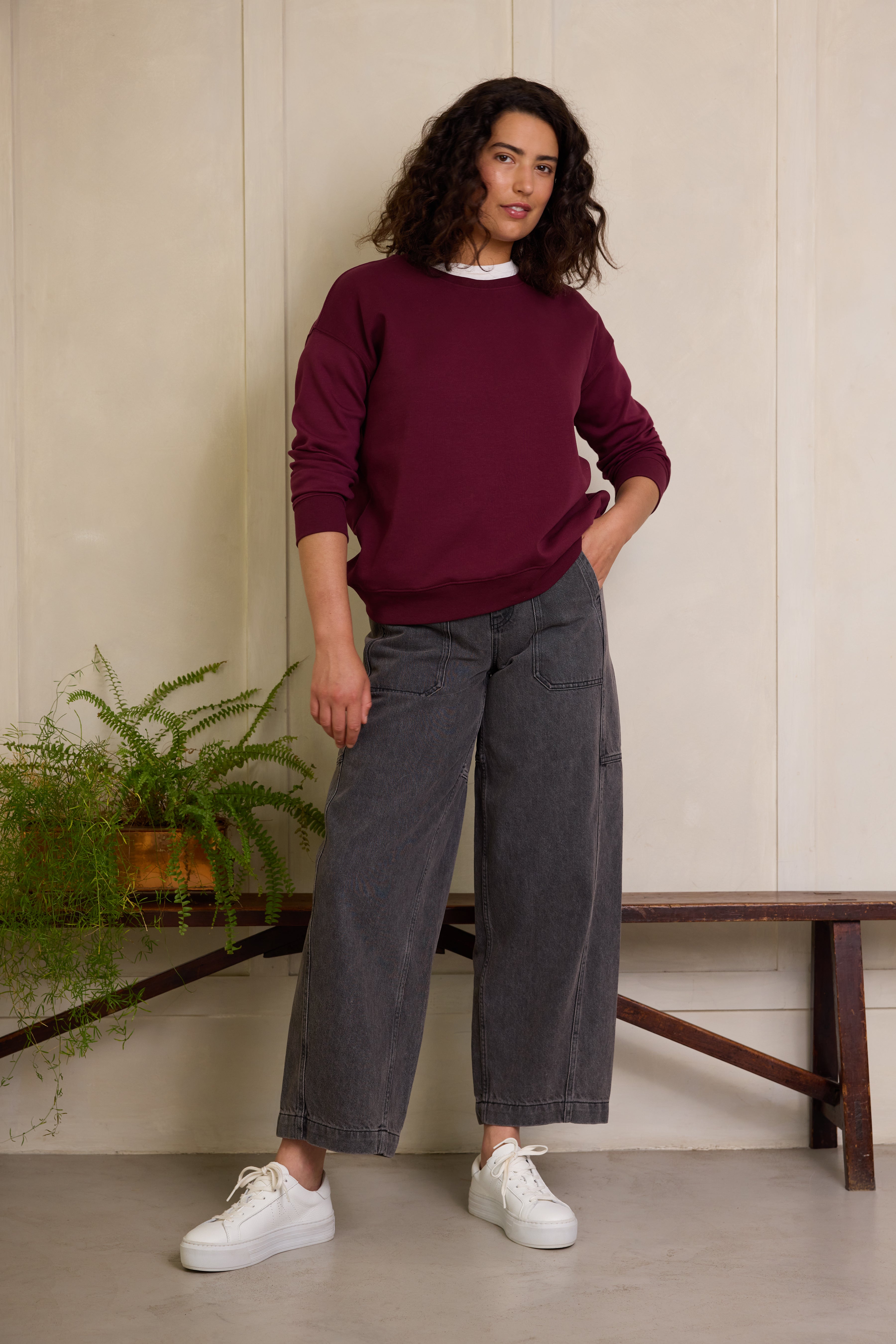 Billie Barrel Leg Jeans - Washed Black