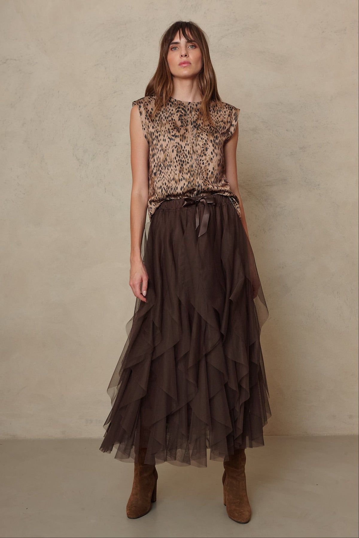 Skylar satin shoulder pad T Shirt in animal print