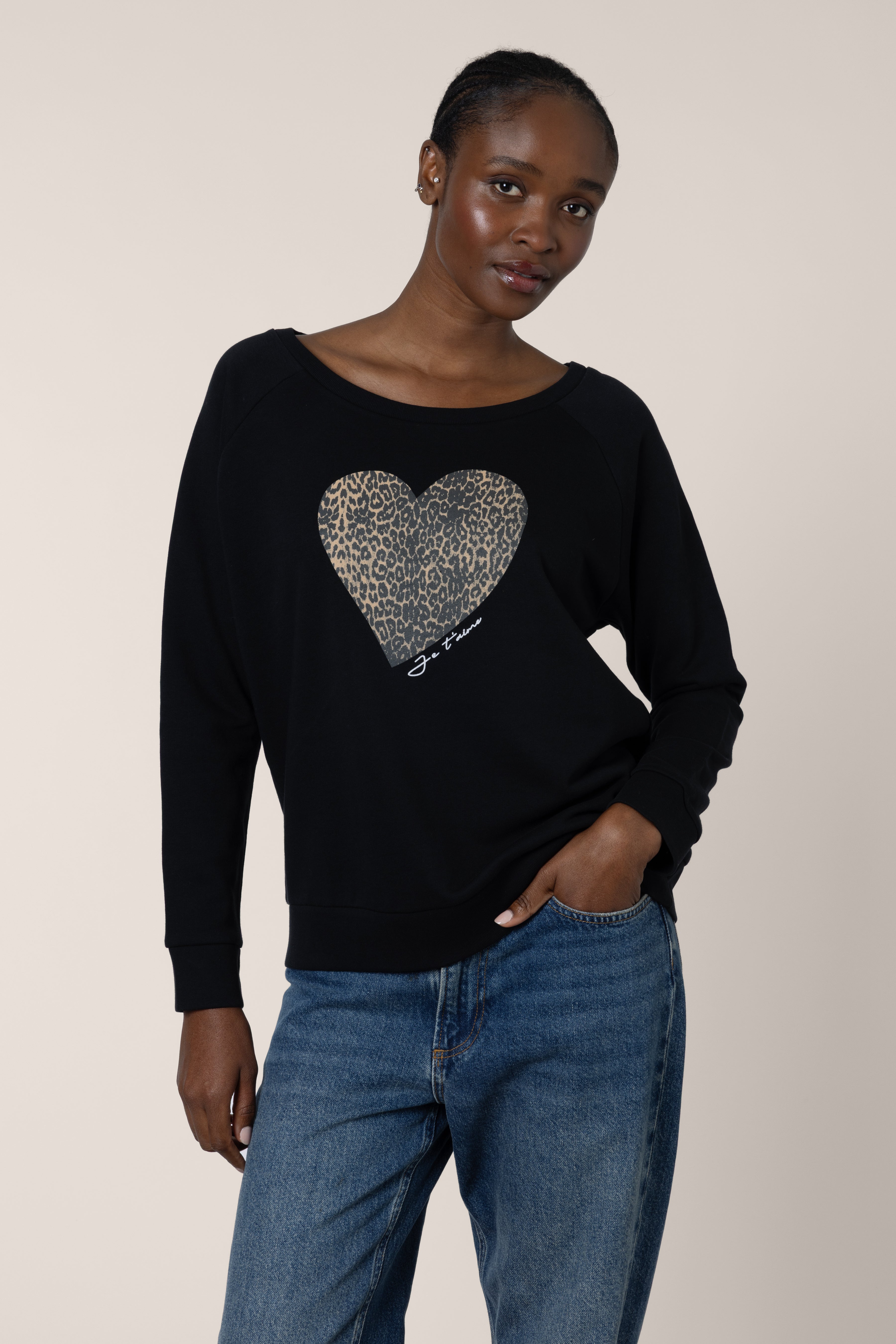Leopard Heart Sweatshirt - Black