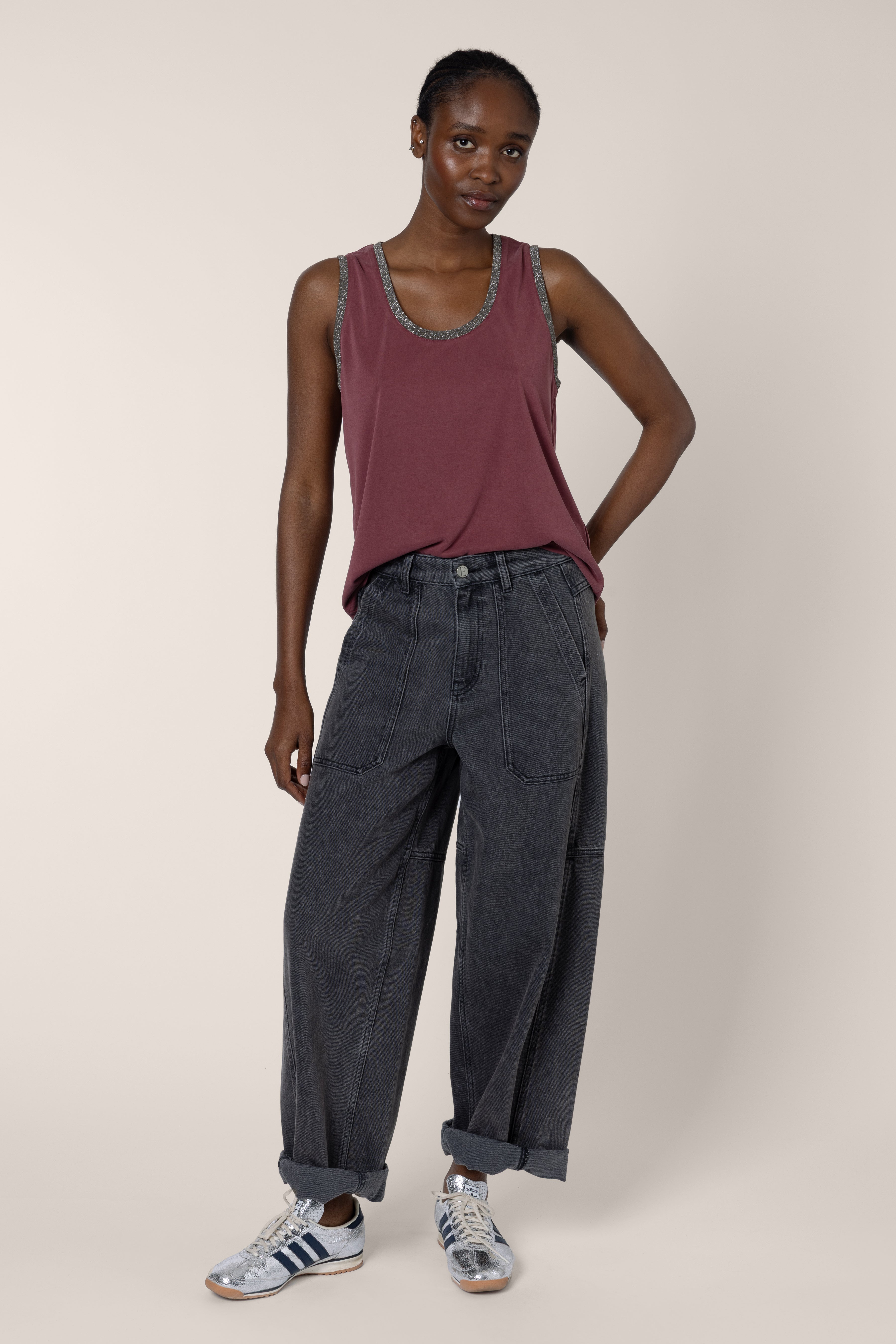 Billie Barrel Leg Jeans - Washed Black