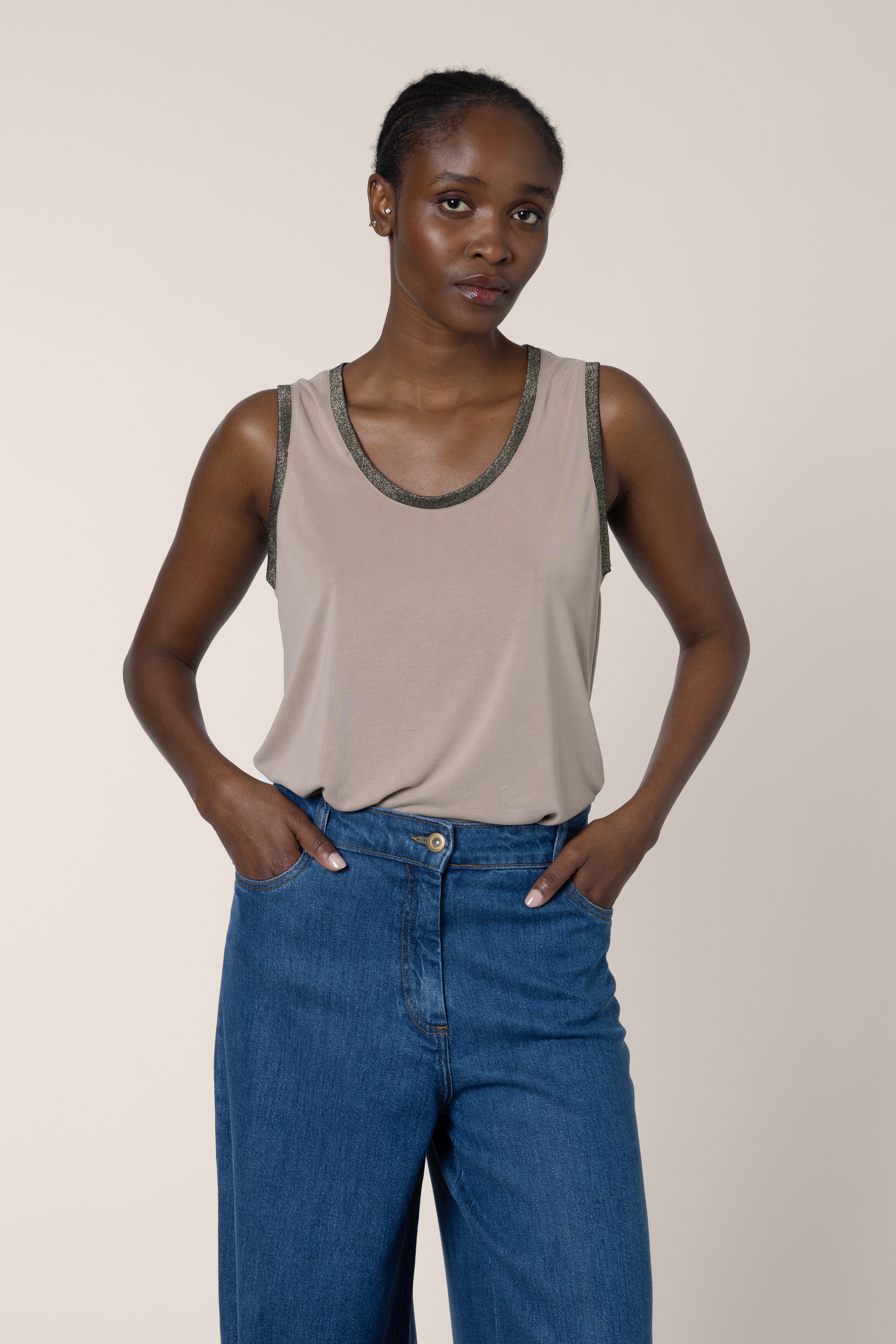 Chloe Vest - Camel with Gold