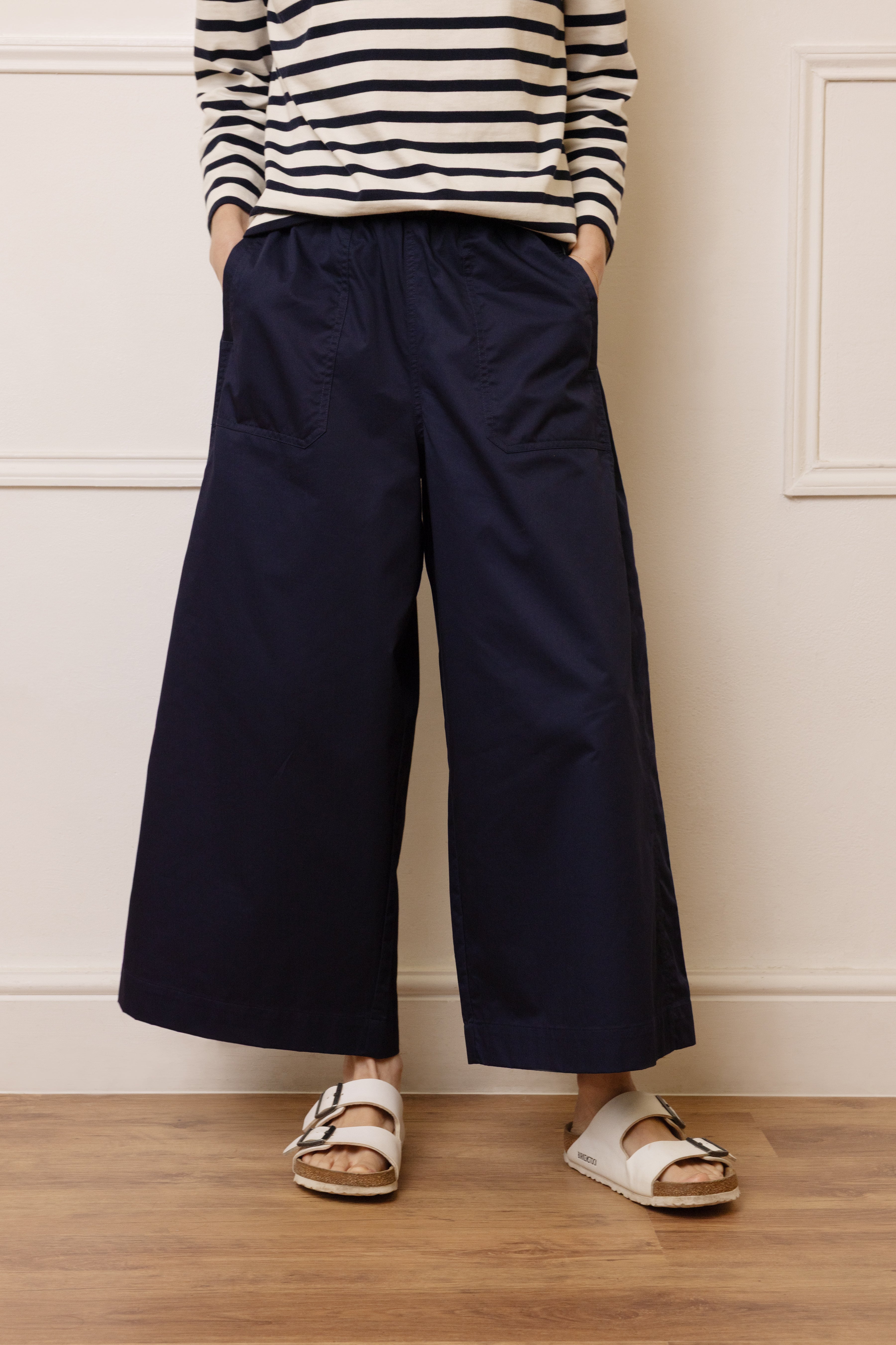 Cassie Wide Leg Cropped Trousers - Navy - Eleven Loves