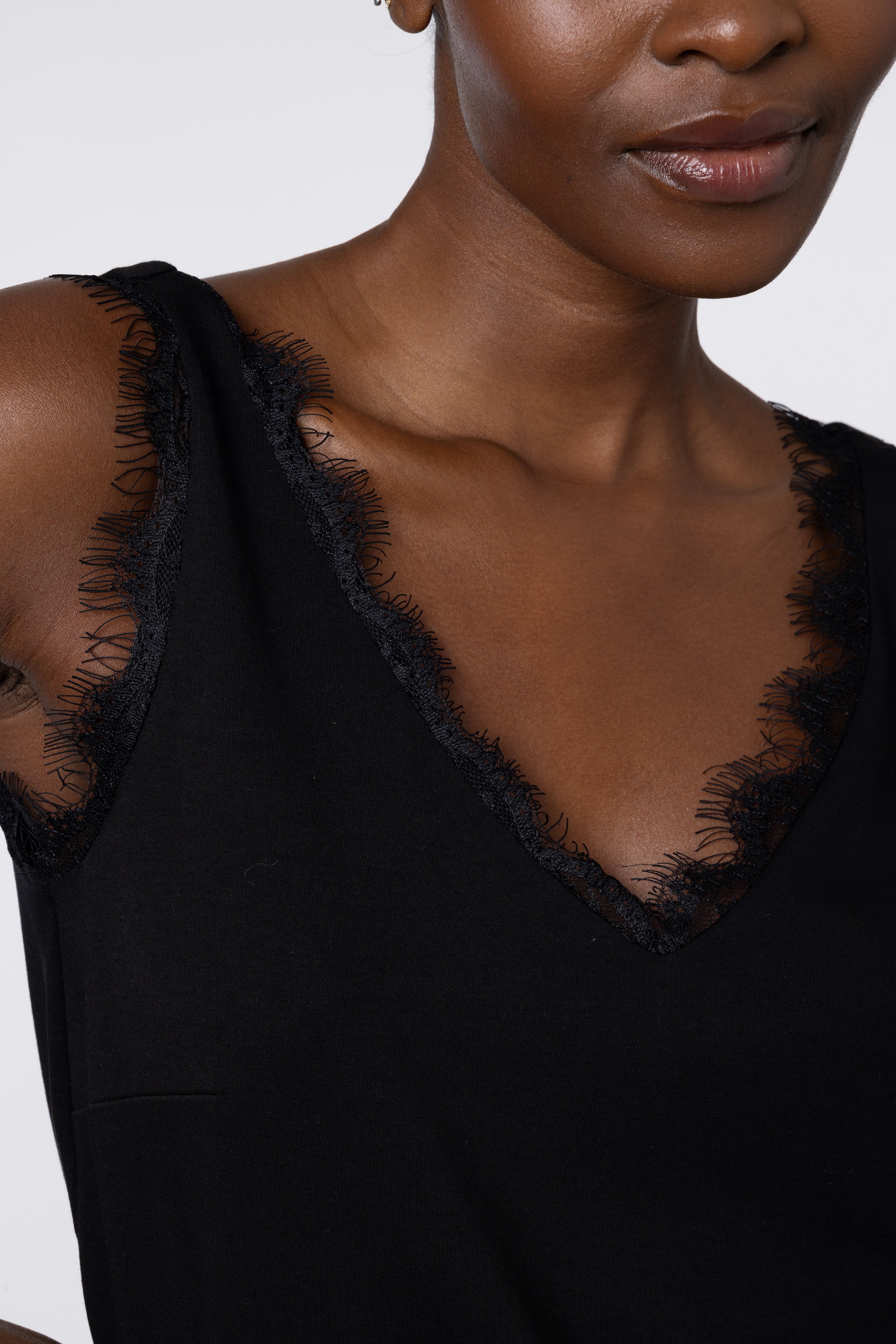 Lina Lace Trim Vest - Black