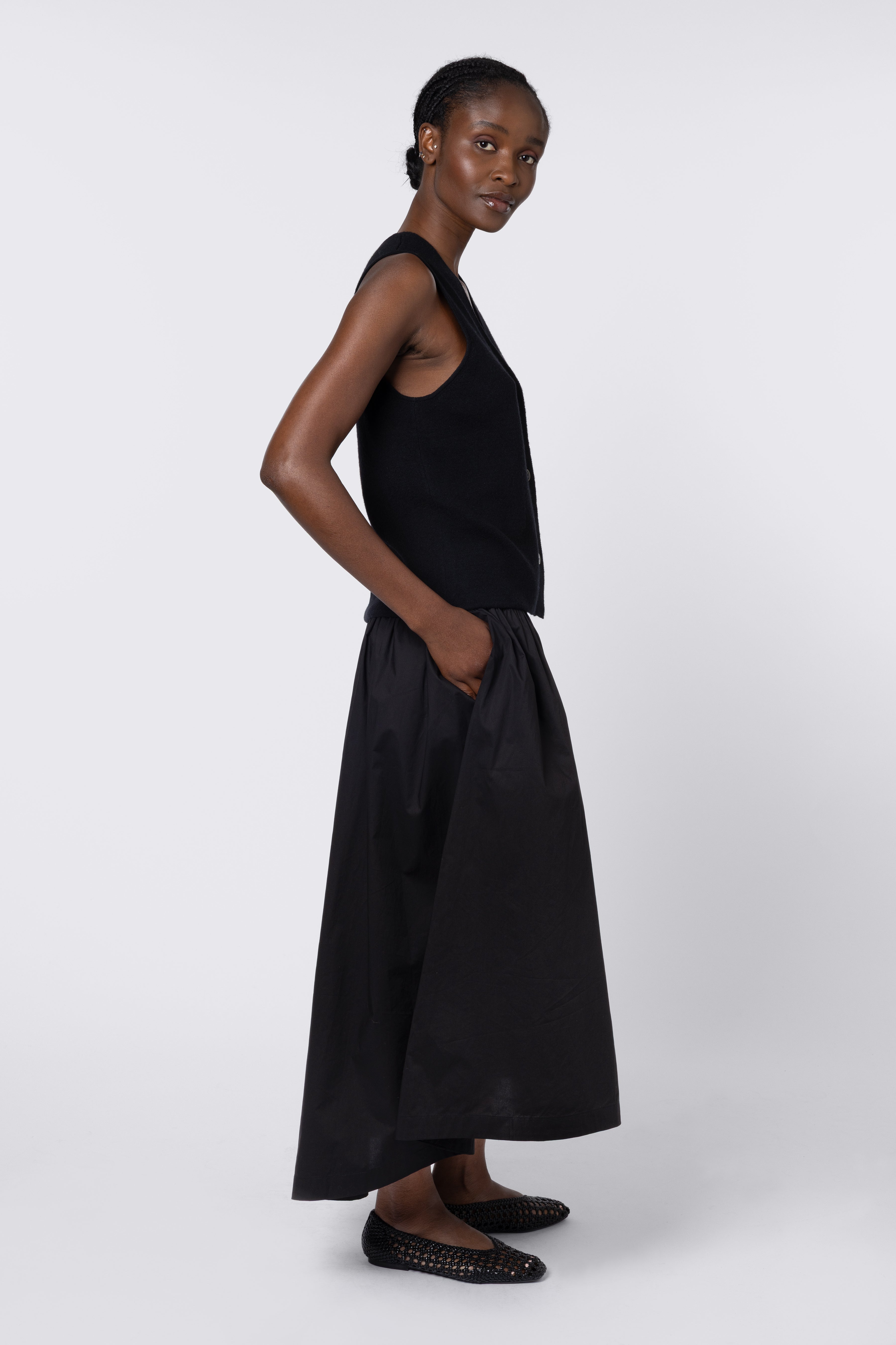 Drew Dip Hem Skirt - Black - Eleven Loves