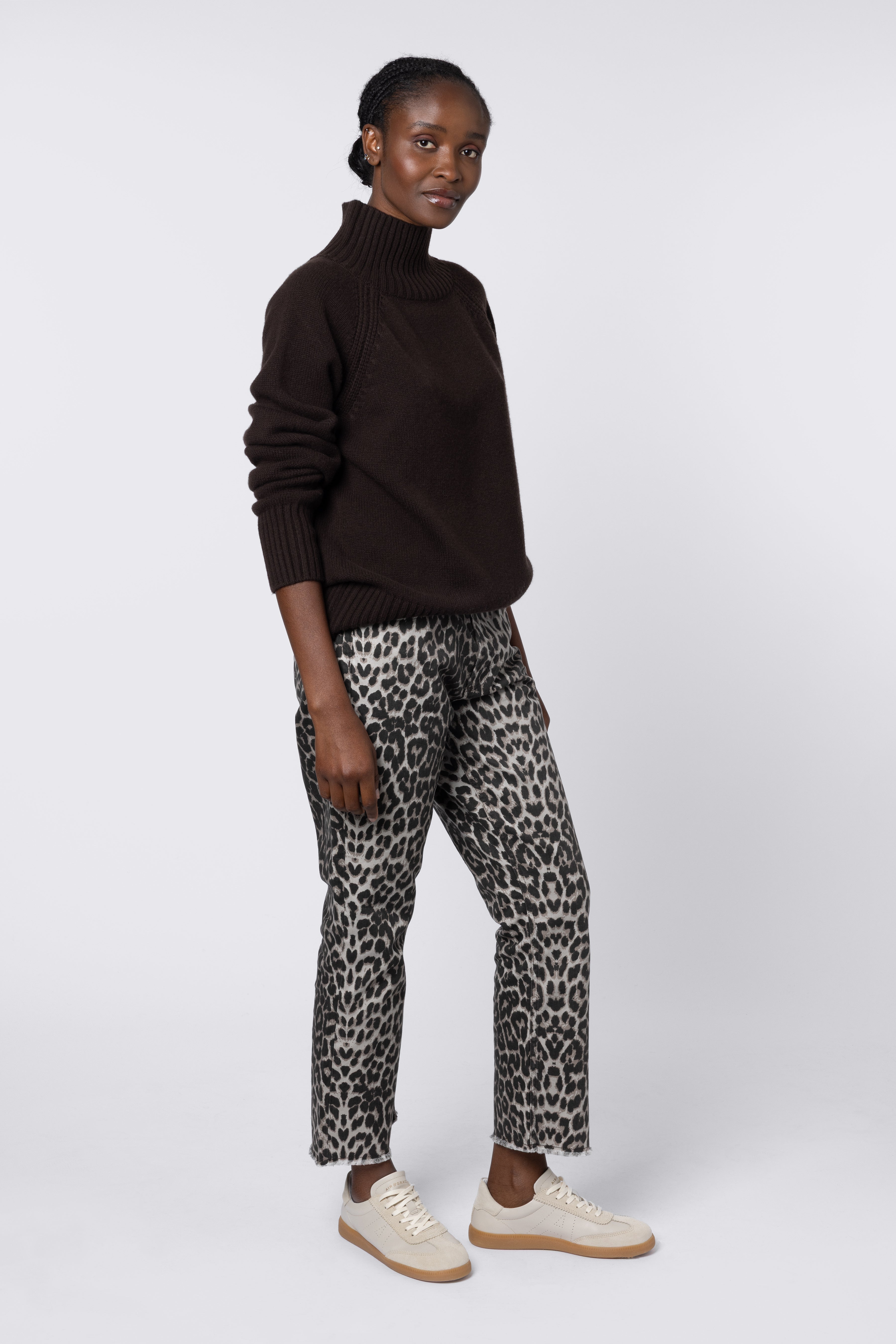 Bea Funnel Neck Jumper - Chocolate