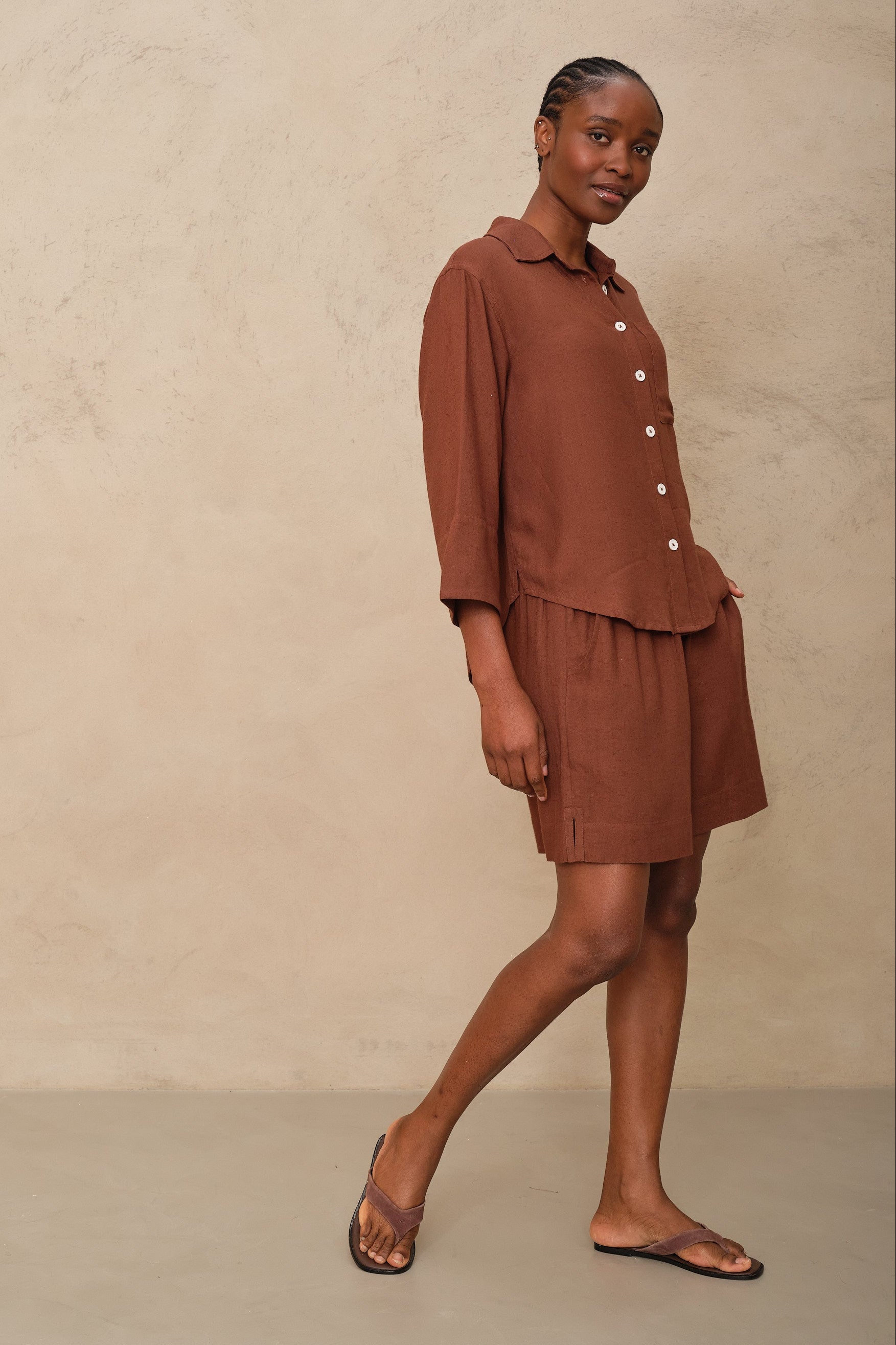 Lottie Linen Blend Shorts - Chocolate