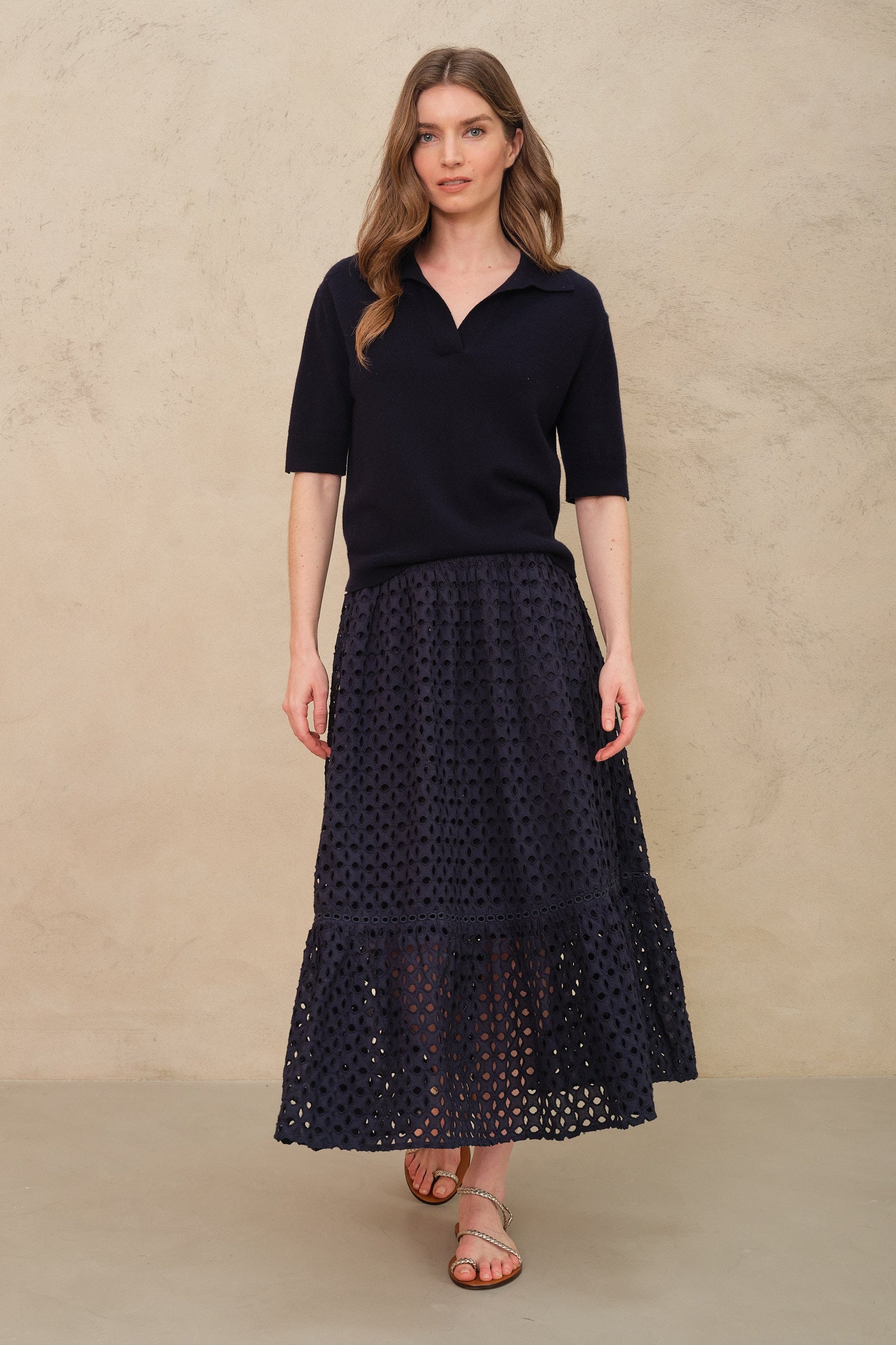 Netty Notch Collar Cashmere Blend Jumper - Navy
