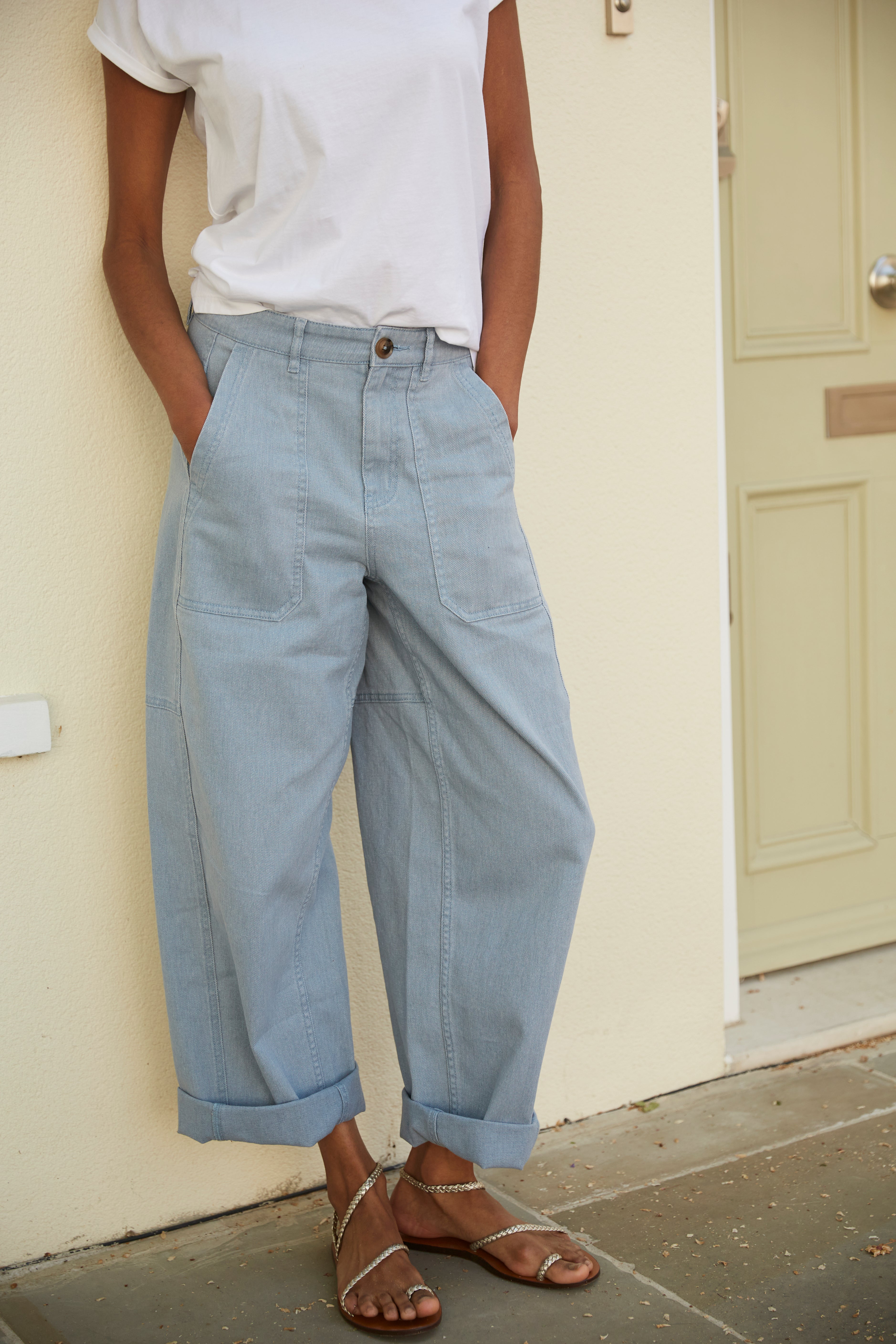 Billie Barrel Leg Trousers - Pale Blue
