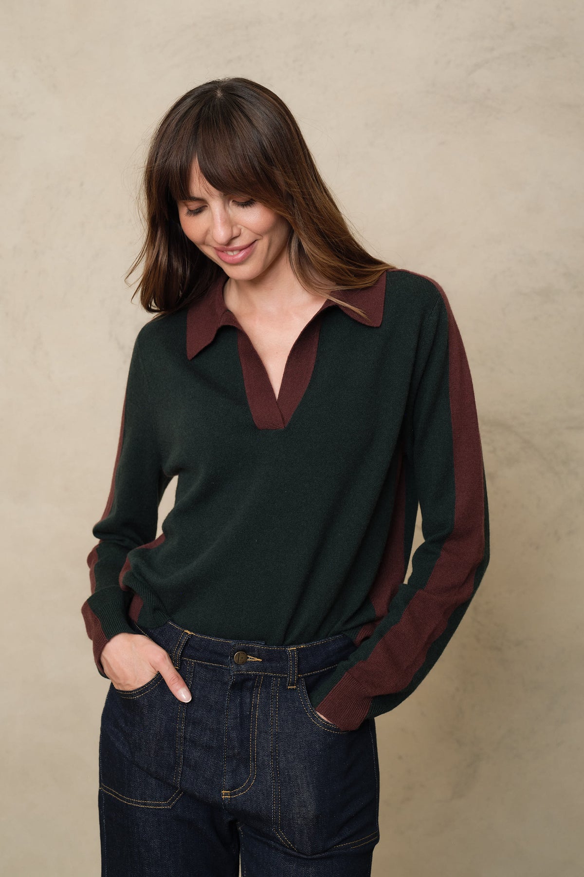 Tria Notch Collar Cashmere Blend Jumper - Bottle Green