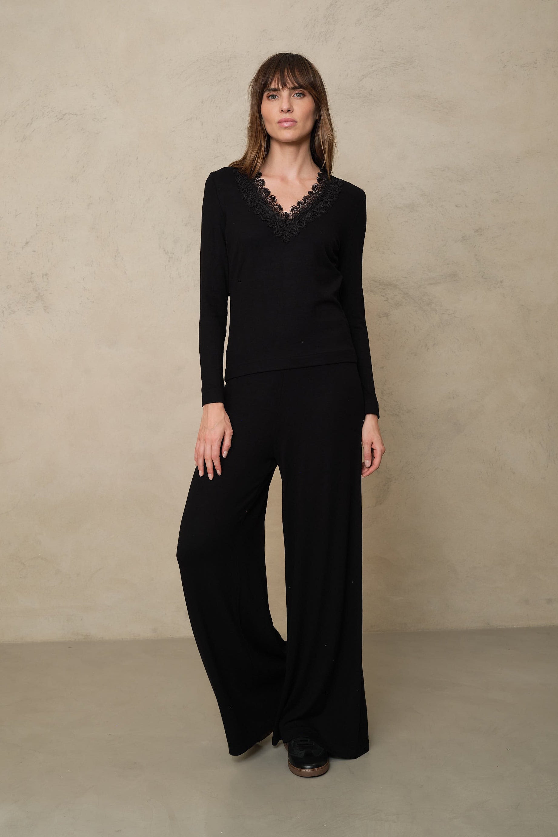 Elodie Long Sleeve Lace Top - Black