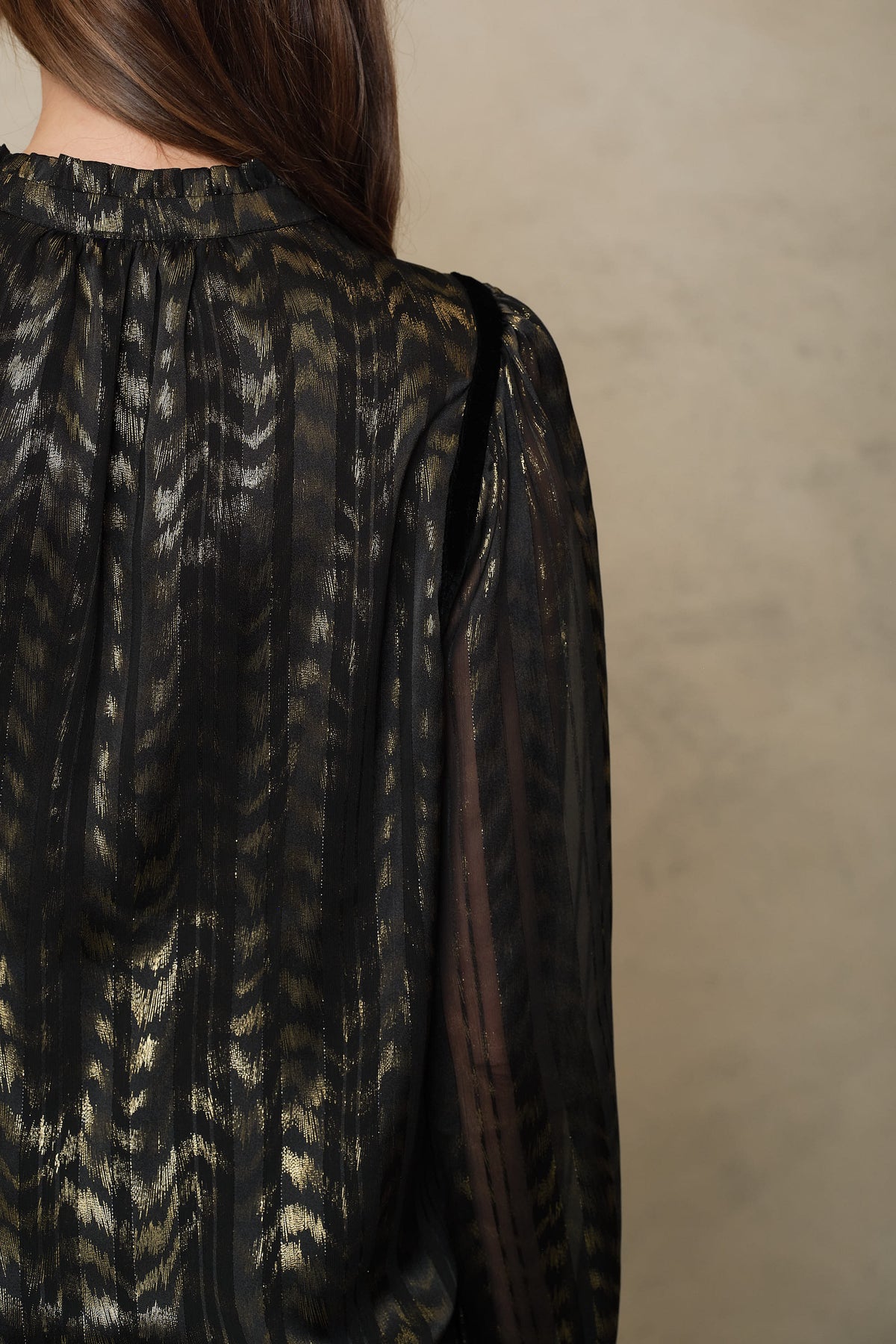 Jules chevron print blouse in gold and black