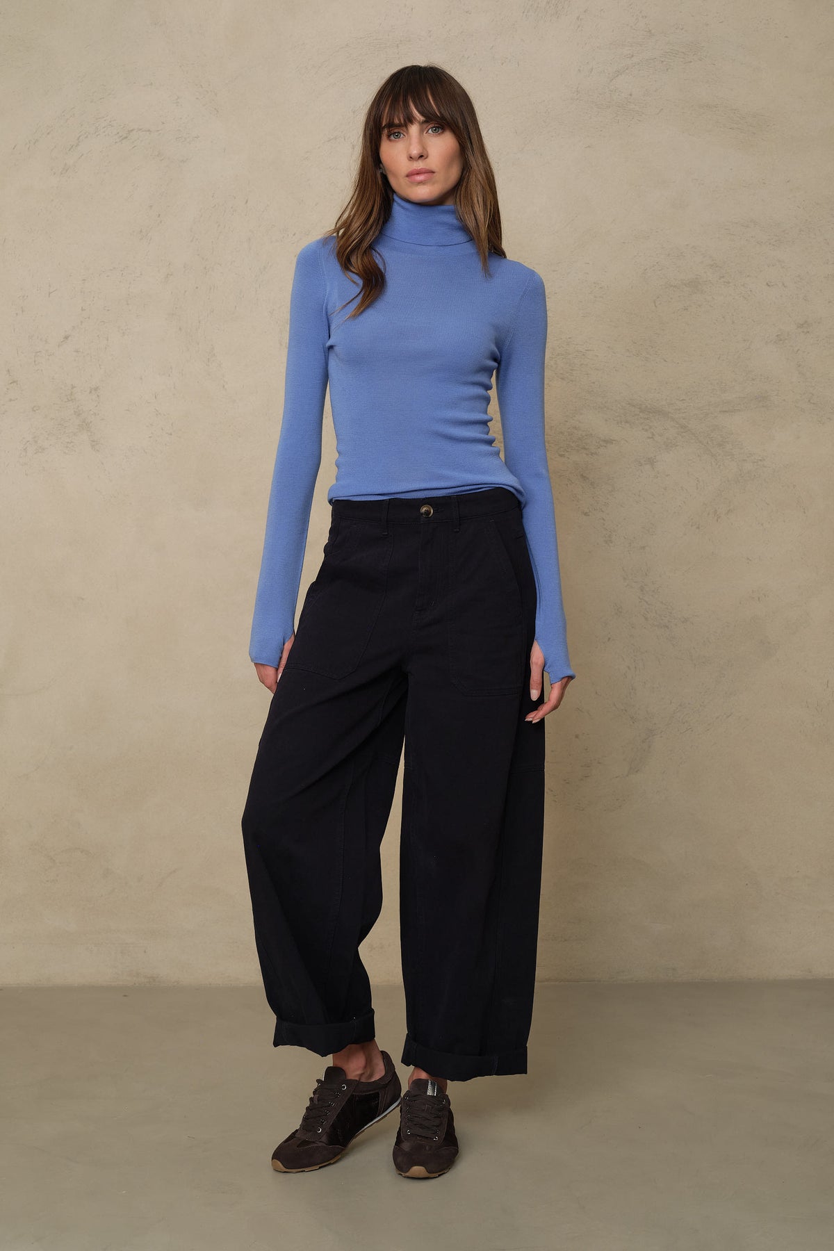 Gwyneth fine merino roll neck in sky blue