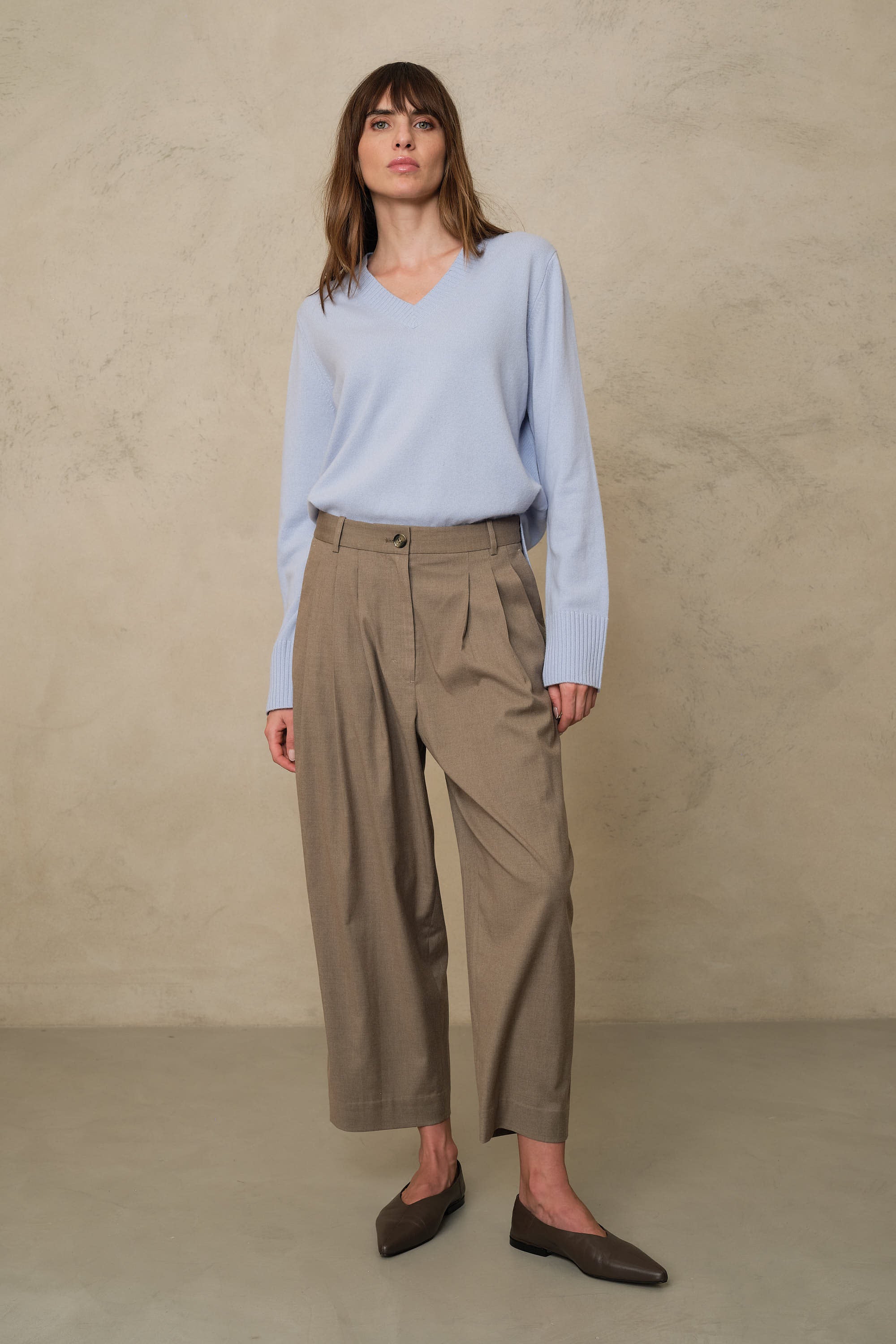 Nian V-Neck Cashmere Blend Jumper - Sky Blue