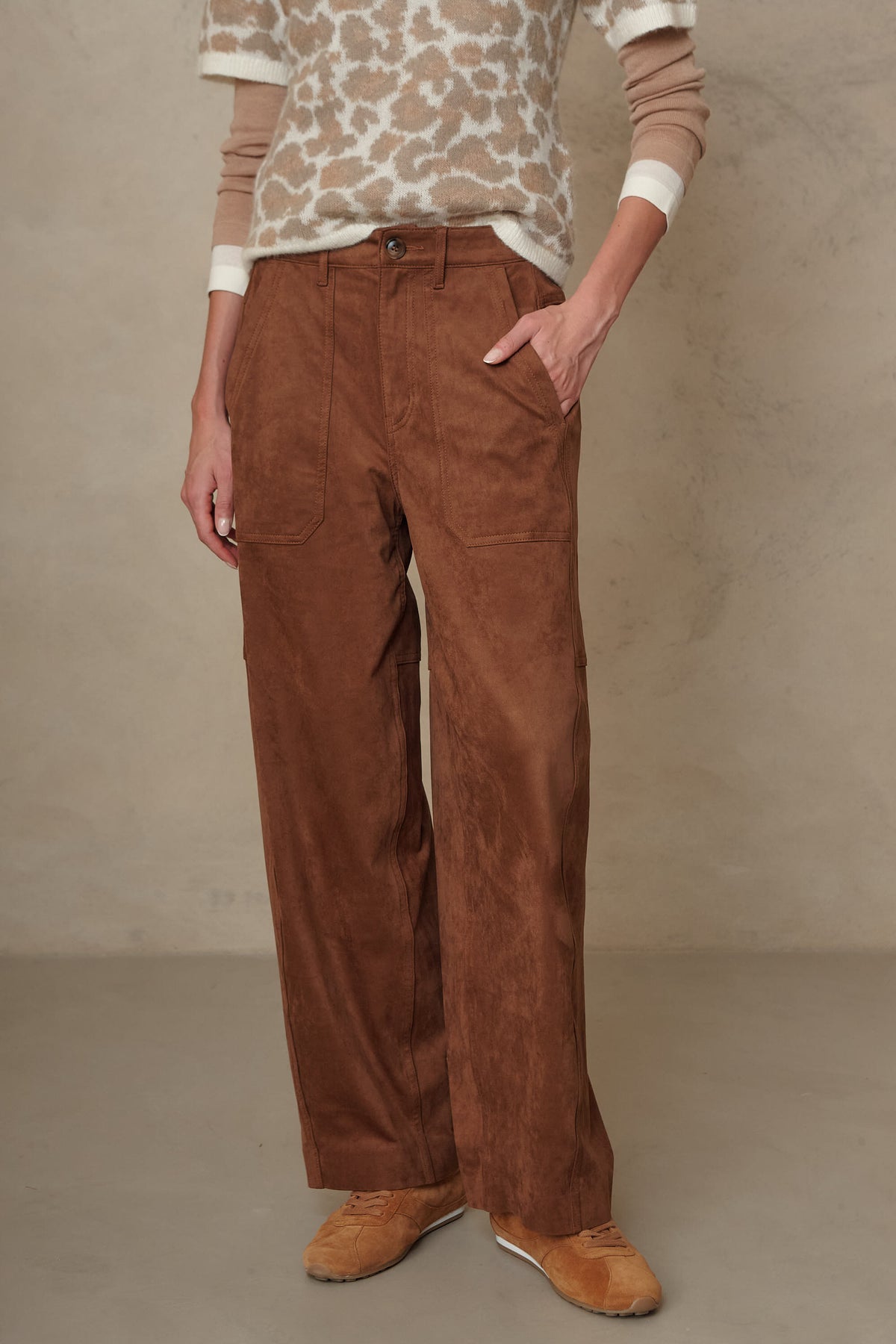 Billie barrel leg faux suede trousers in tobacco