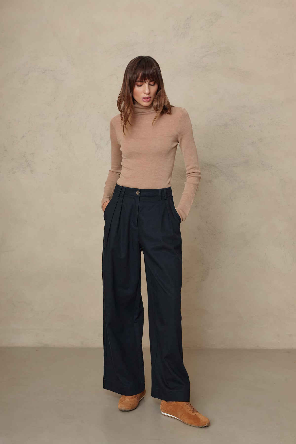 Gwyneth fine merino roll neck in camel