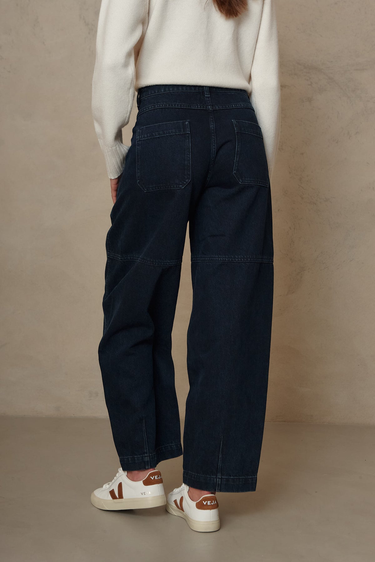 Billie Barrel Leg Jeans - Blue Black